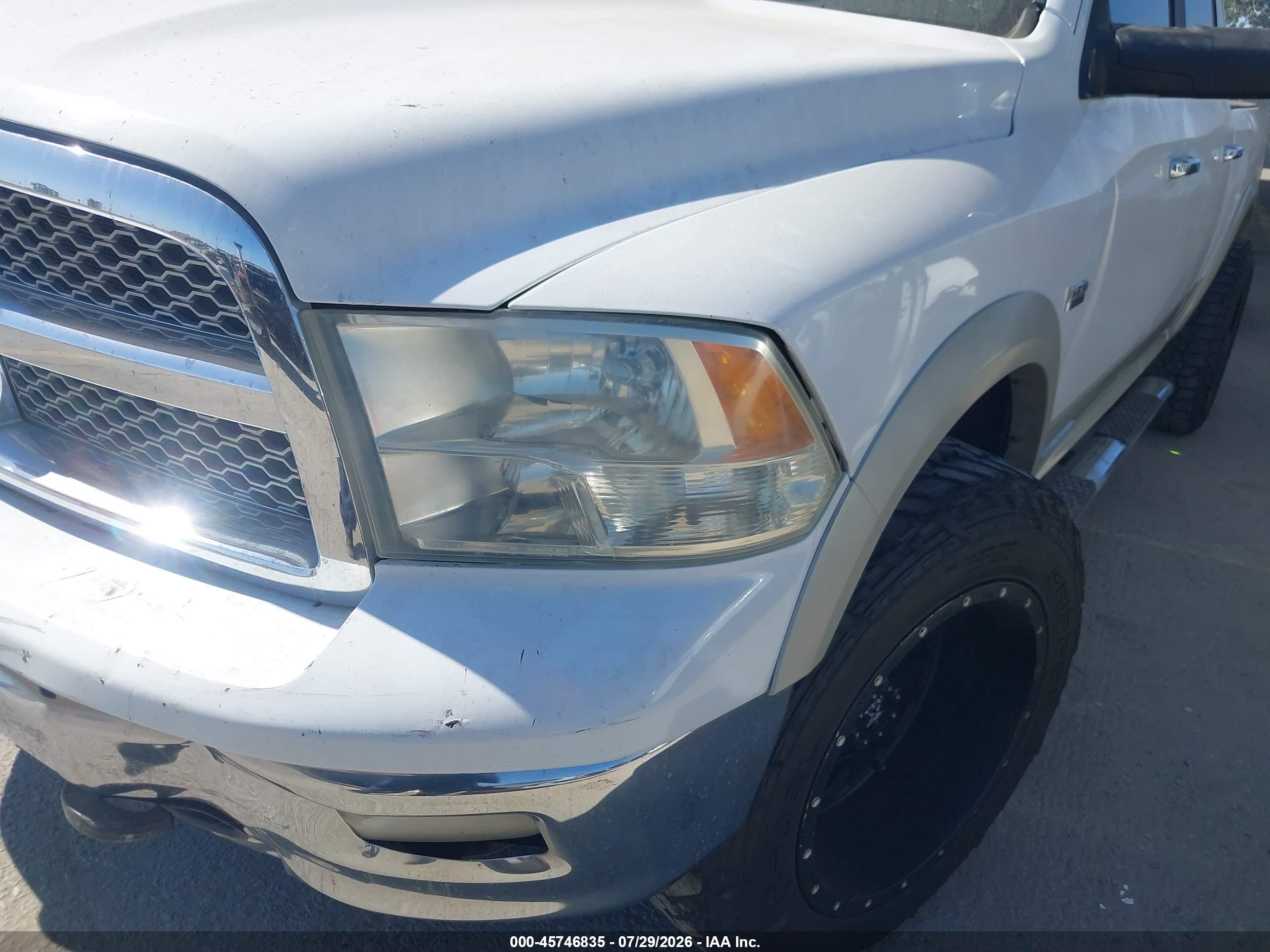 2010 Dodge Ram 1500 Laramie White vin: 1D7RB1CT1AS213385