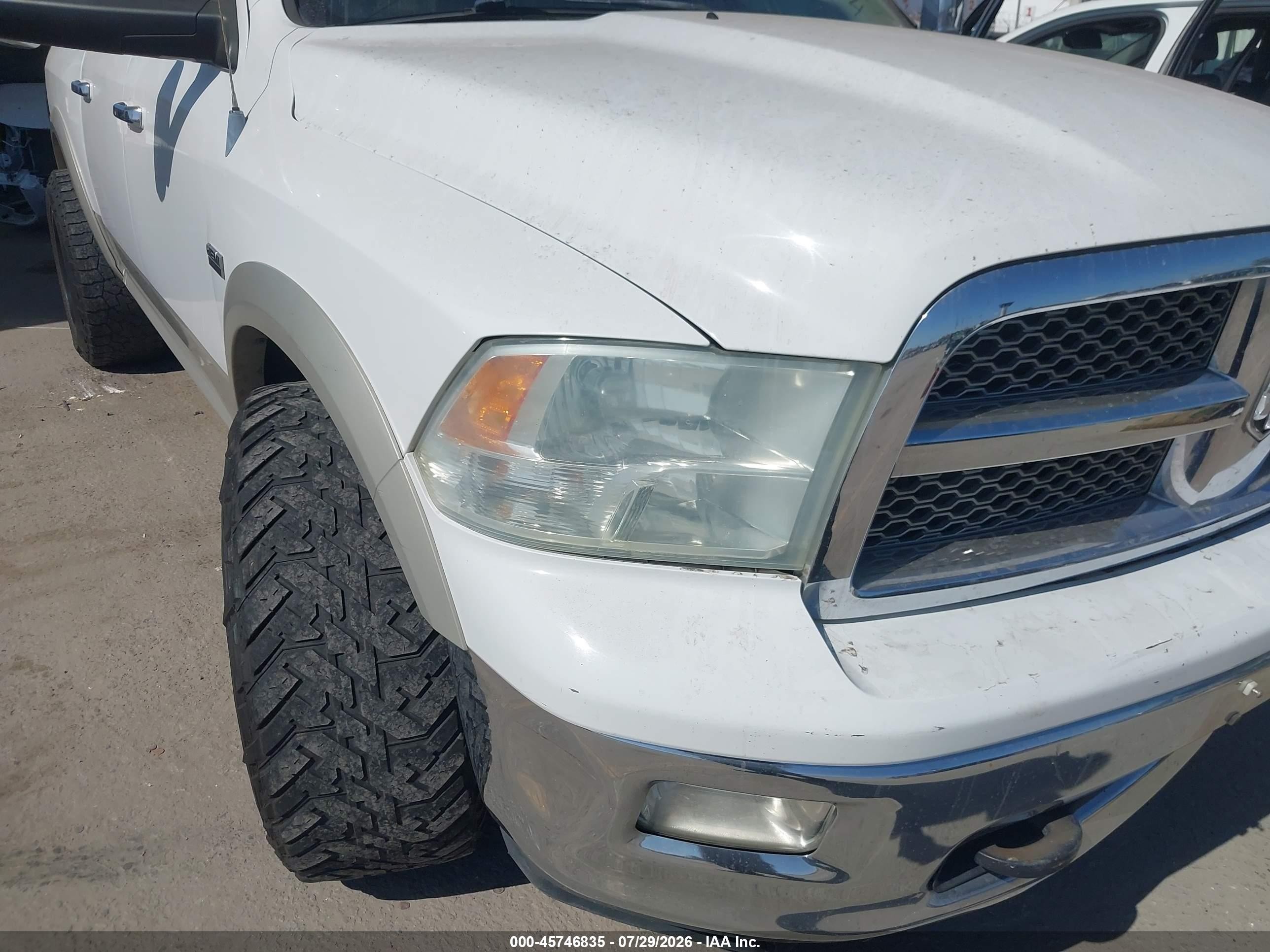 2010 Dodge Ram 1500 Laramie White vin: 1D7RB1CT1AS213385