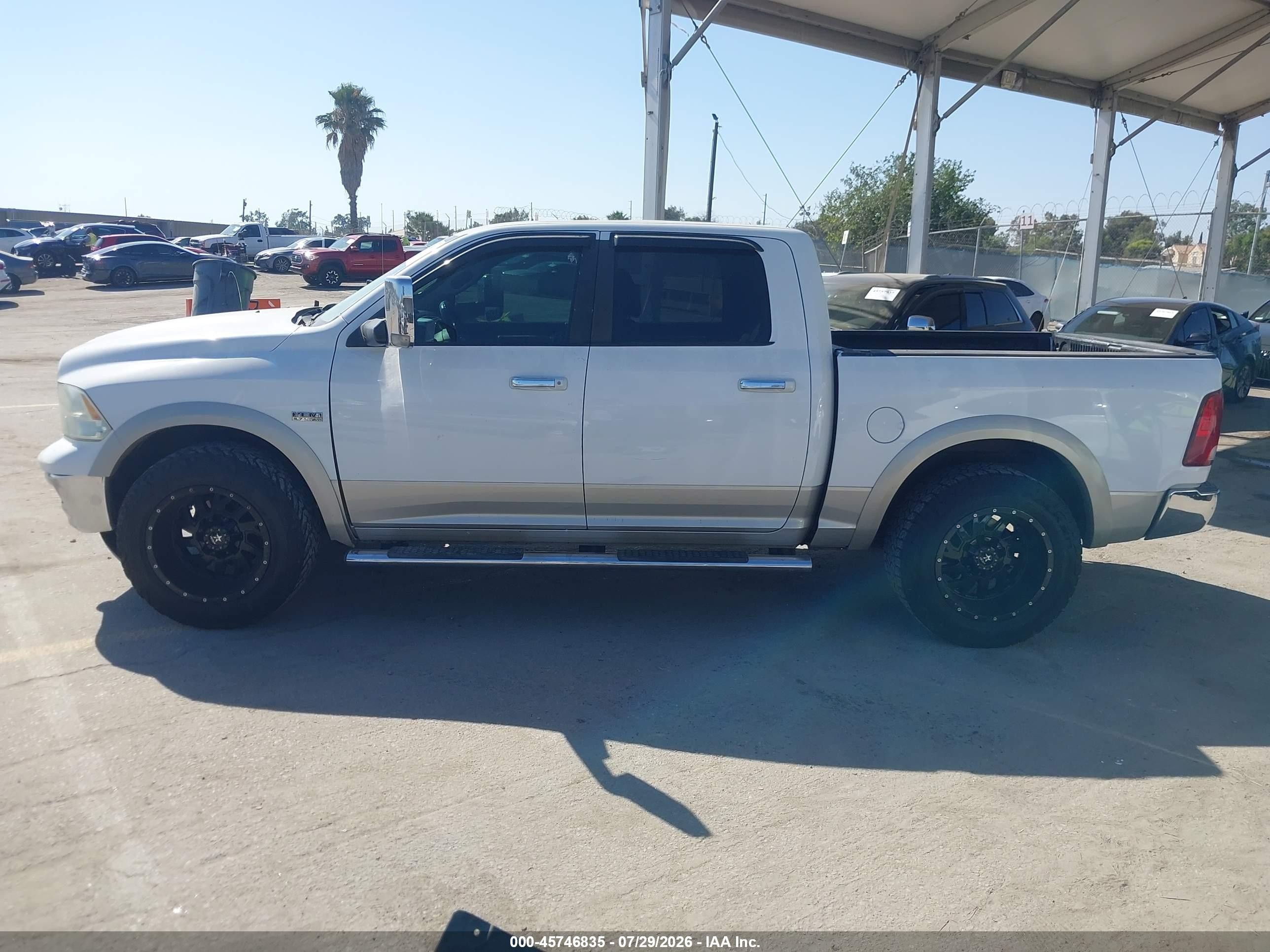 2010 Dodge Ram 1500 Laramie White vin: 1D7RB1CT1AS213385
