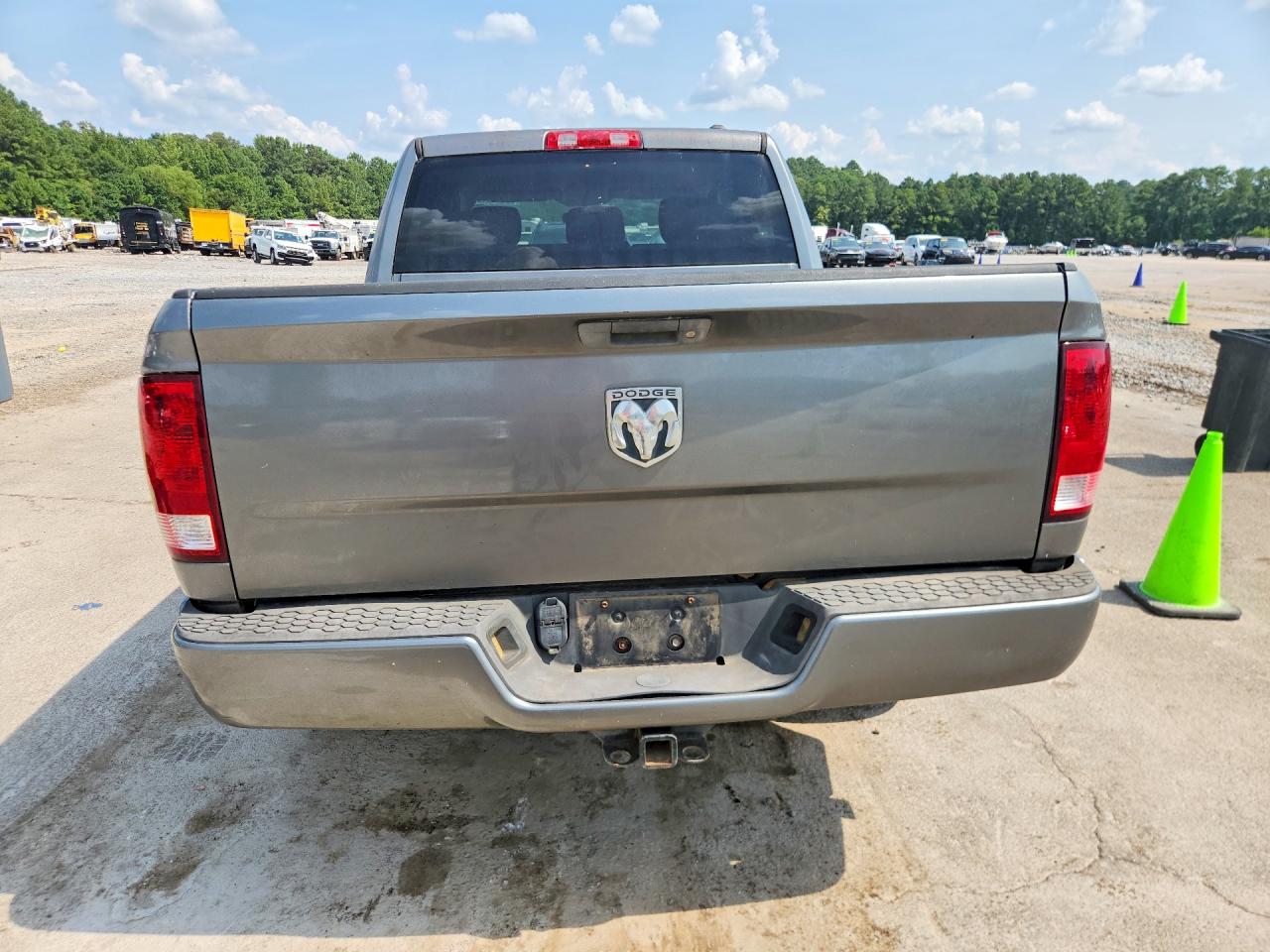 2010 Dodge Ram 1500 Gray vin: 1D7RB1CT2AS237825