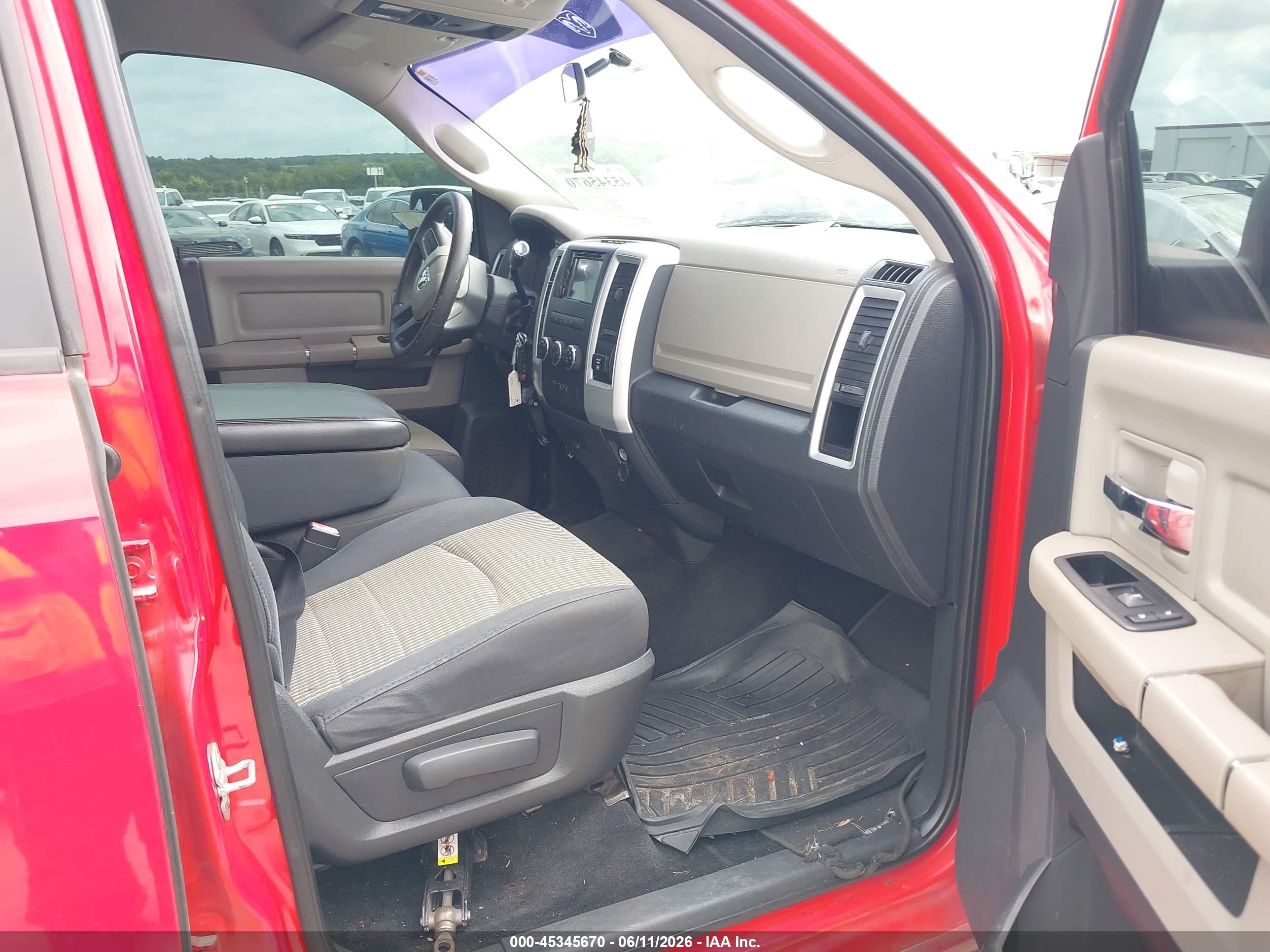 2011 Ram Ram 1500 Slt Red vin: 1D7RB1CT2BS582239
