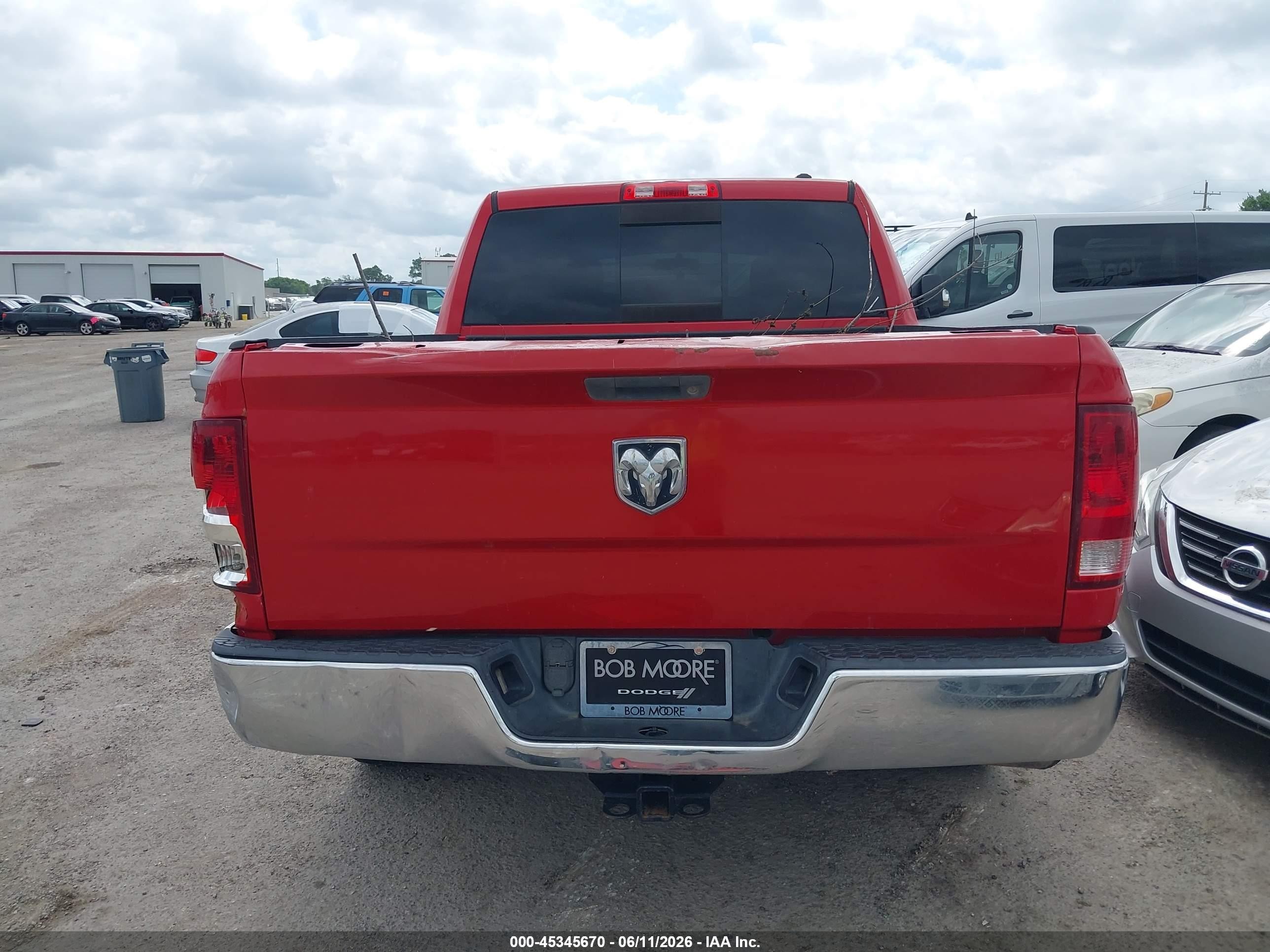 2011 Ram Ram 1500 Slt Red vin: 1D7RB1CT2BS582239