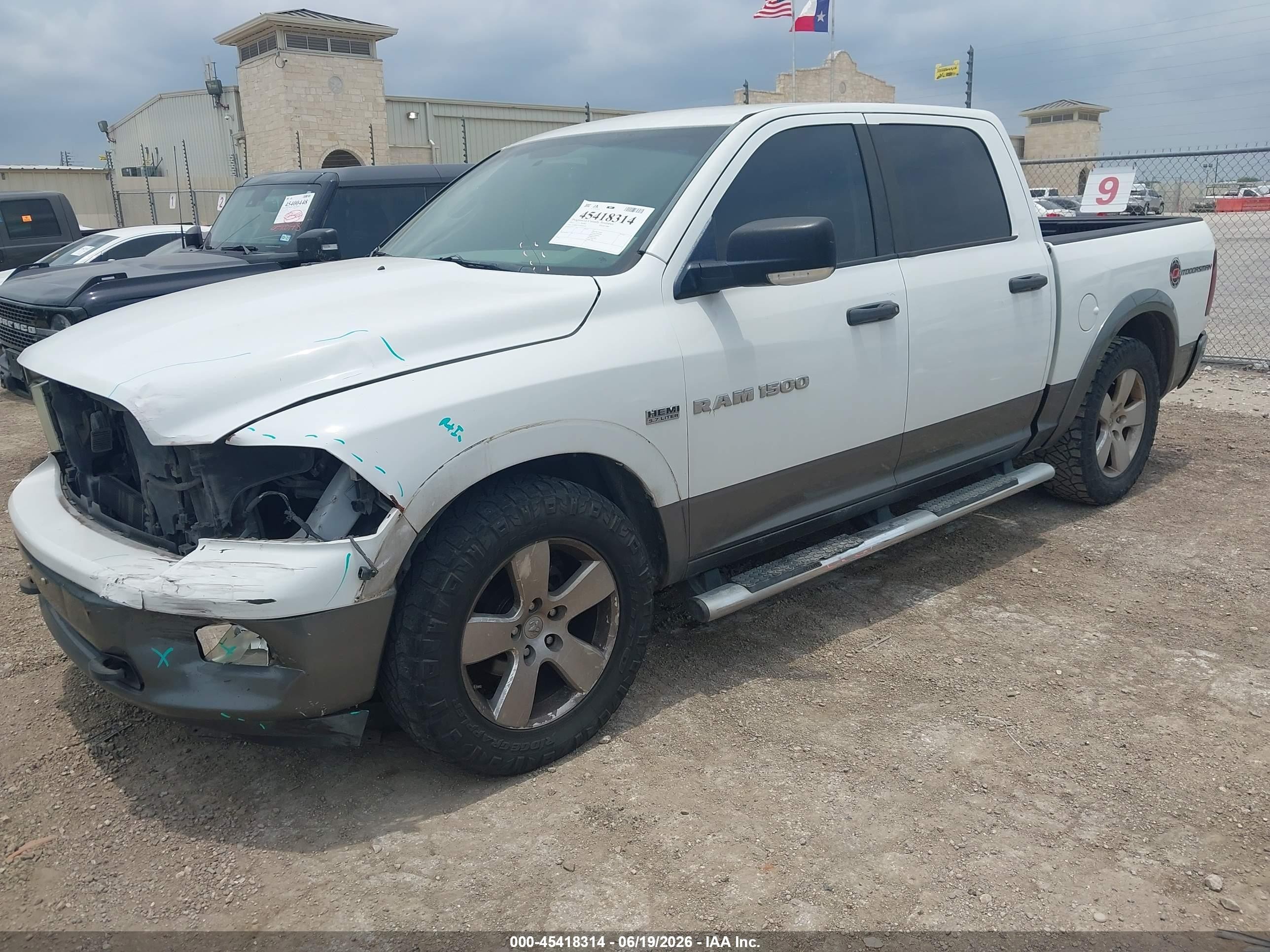 2011 Ram Ram 1500 Slt White vin: 1D7RB1CT3BS583318