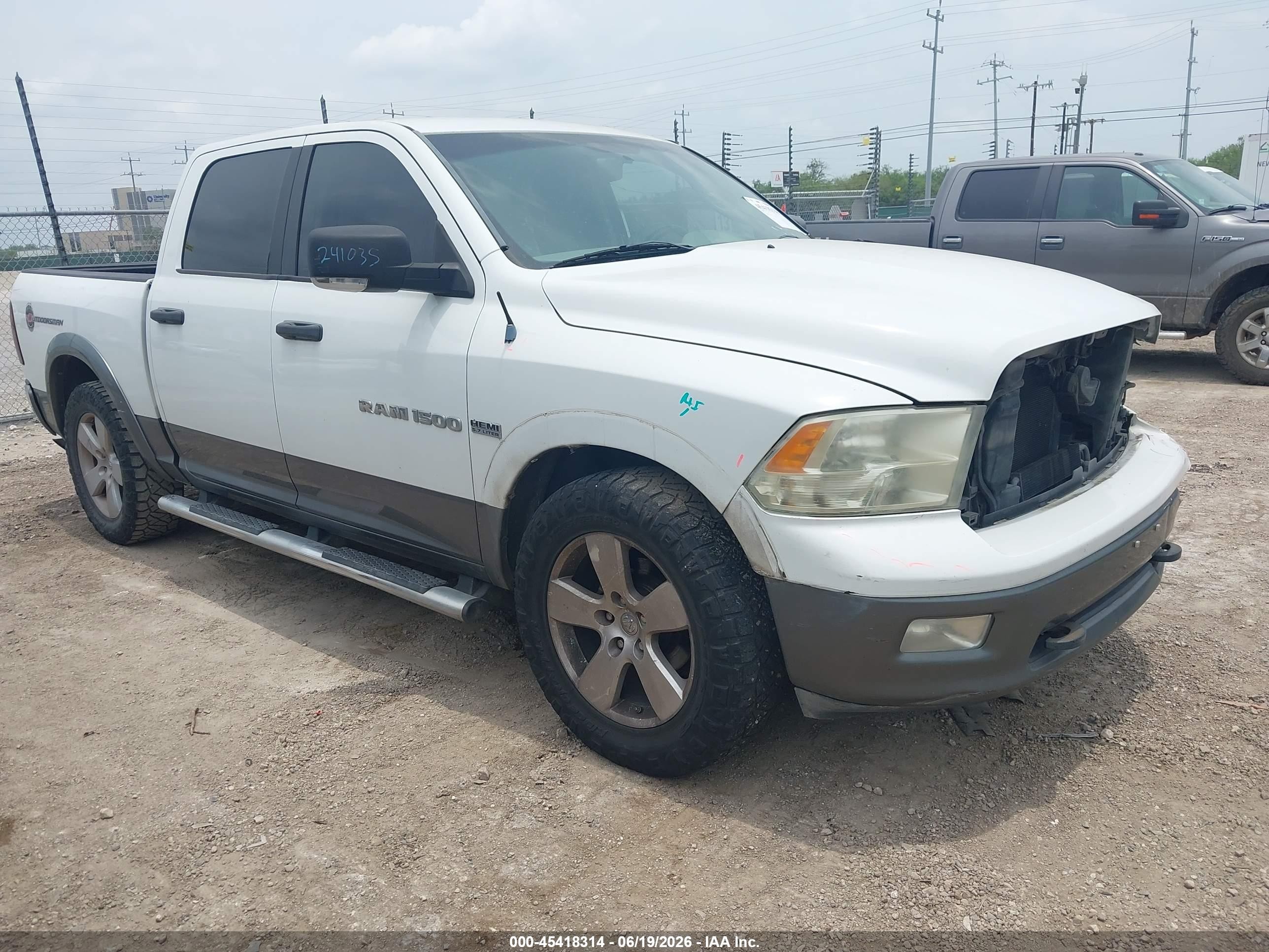 2011 Ram Ram 1500 Slt White vin: 1D7RB1CT3BS583318