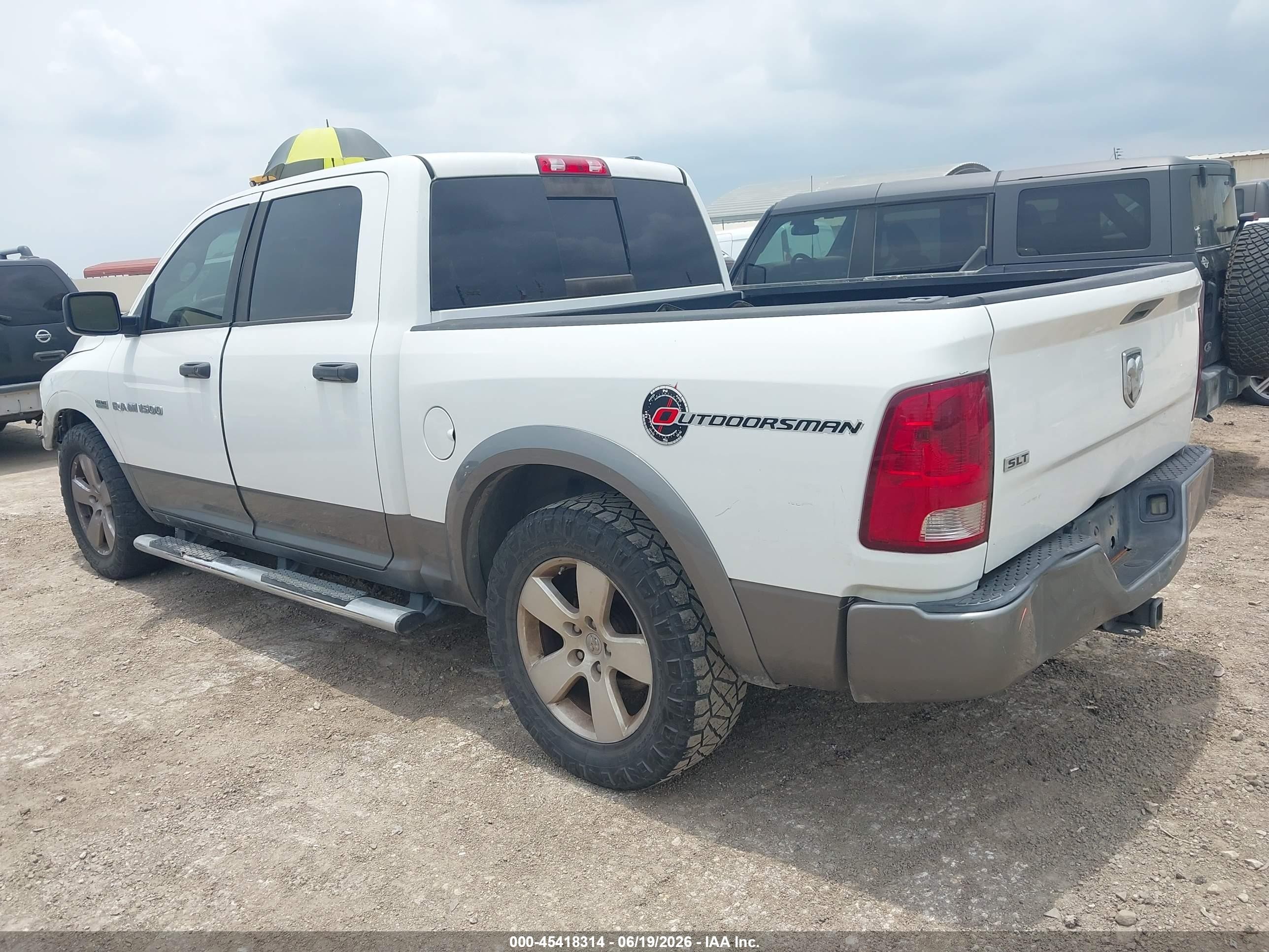 2011 Ram Ram 1500 Slt White vin: 1D7RB1CT3BS583318