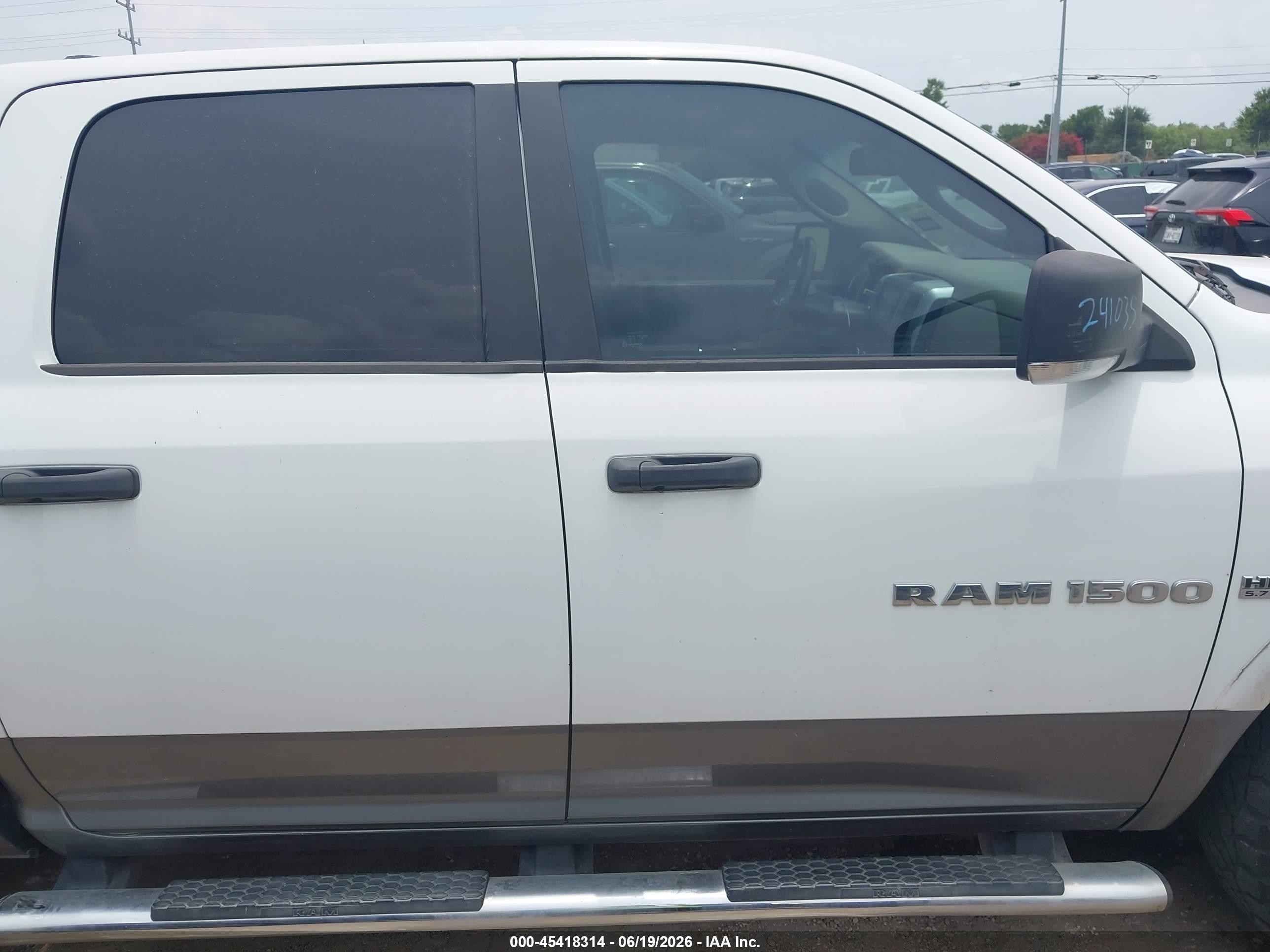 2011 Ram Ram 1500 Slt White vin: 1D7RB1CT3BS583318
