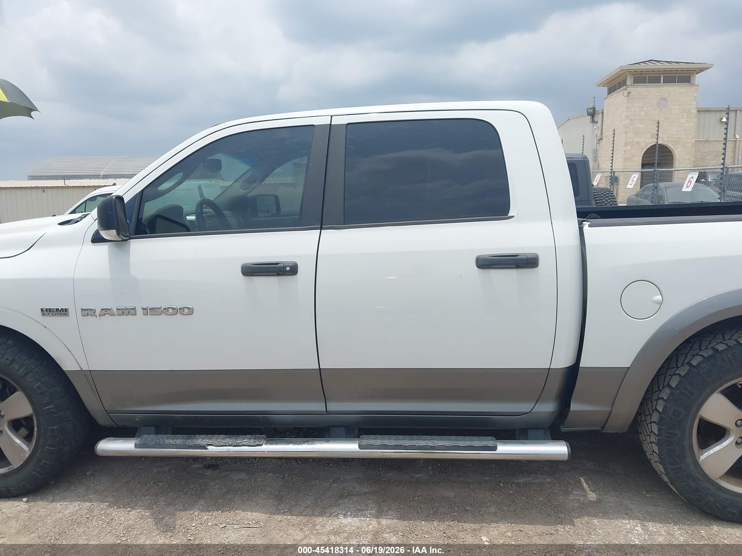 2011 Ram Ram 1500 Slt White vin: 1D7RB1CT3BS583318