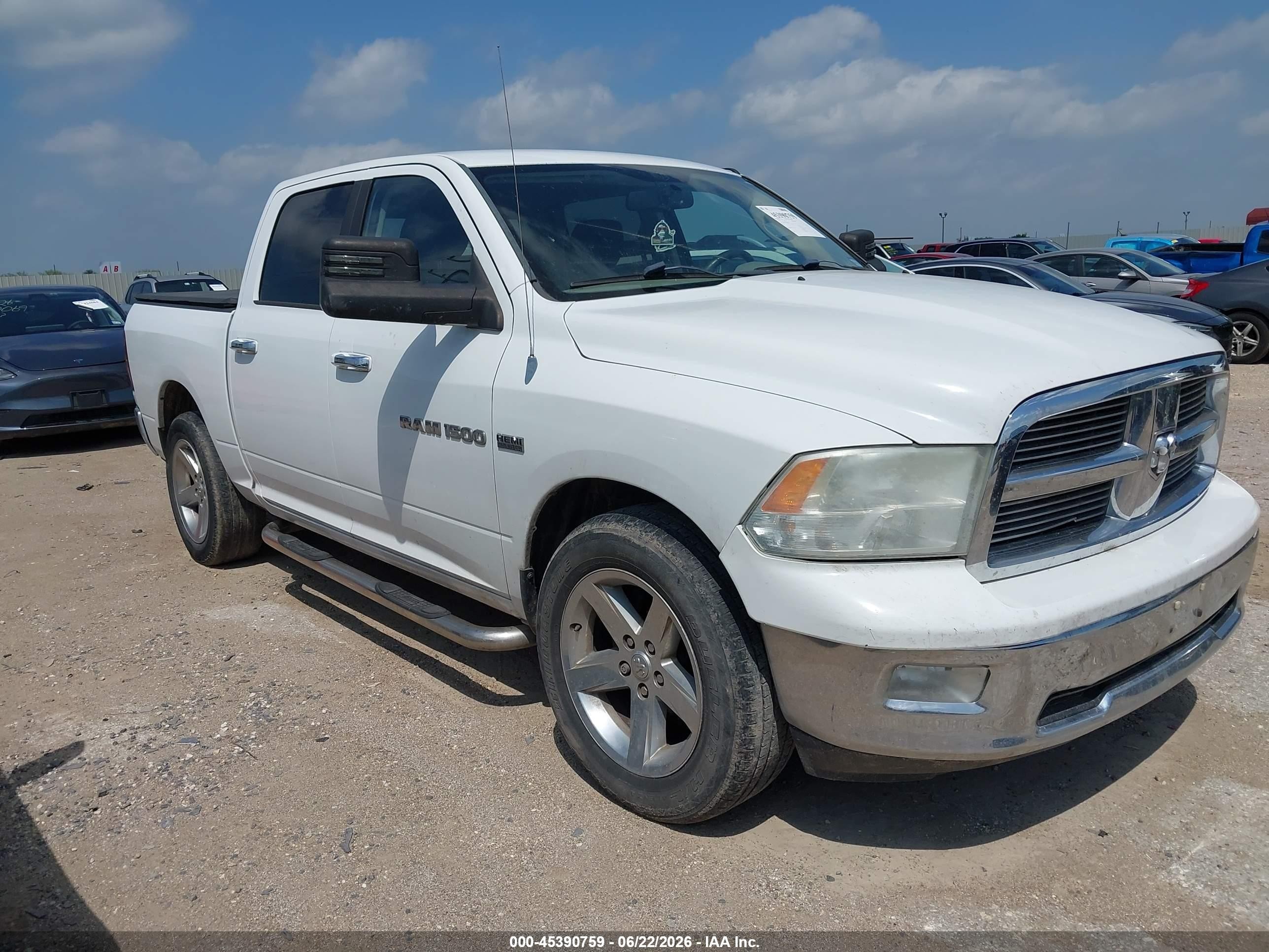 2011 Ram Ram 1500 Slt White vin: 1D7RB1CT4BS599382