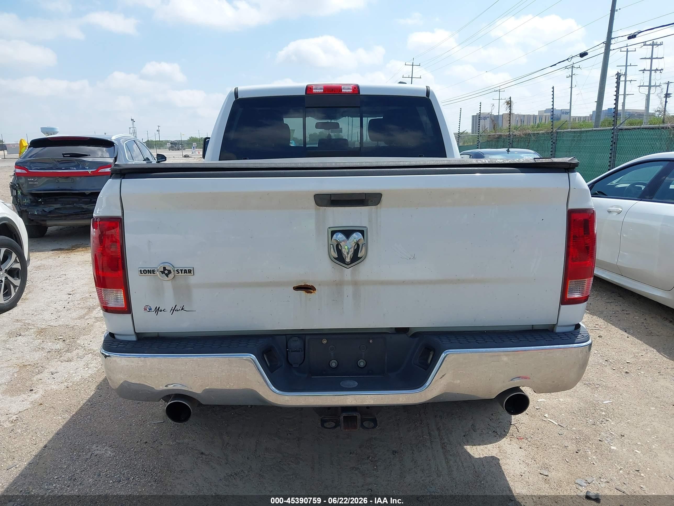 2011 Ram Ram 1500 Slt White vin: 1D7RB1CT4BS599382