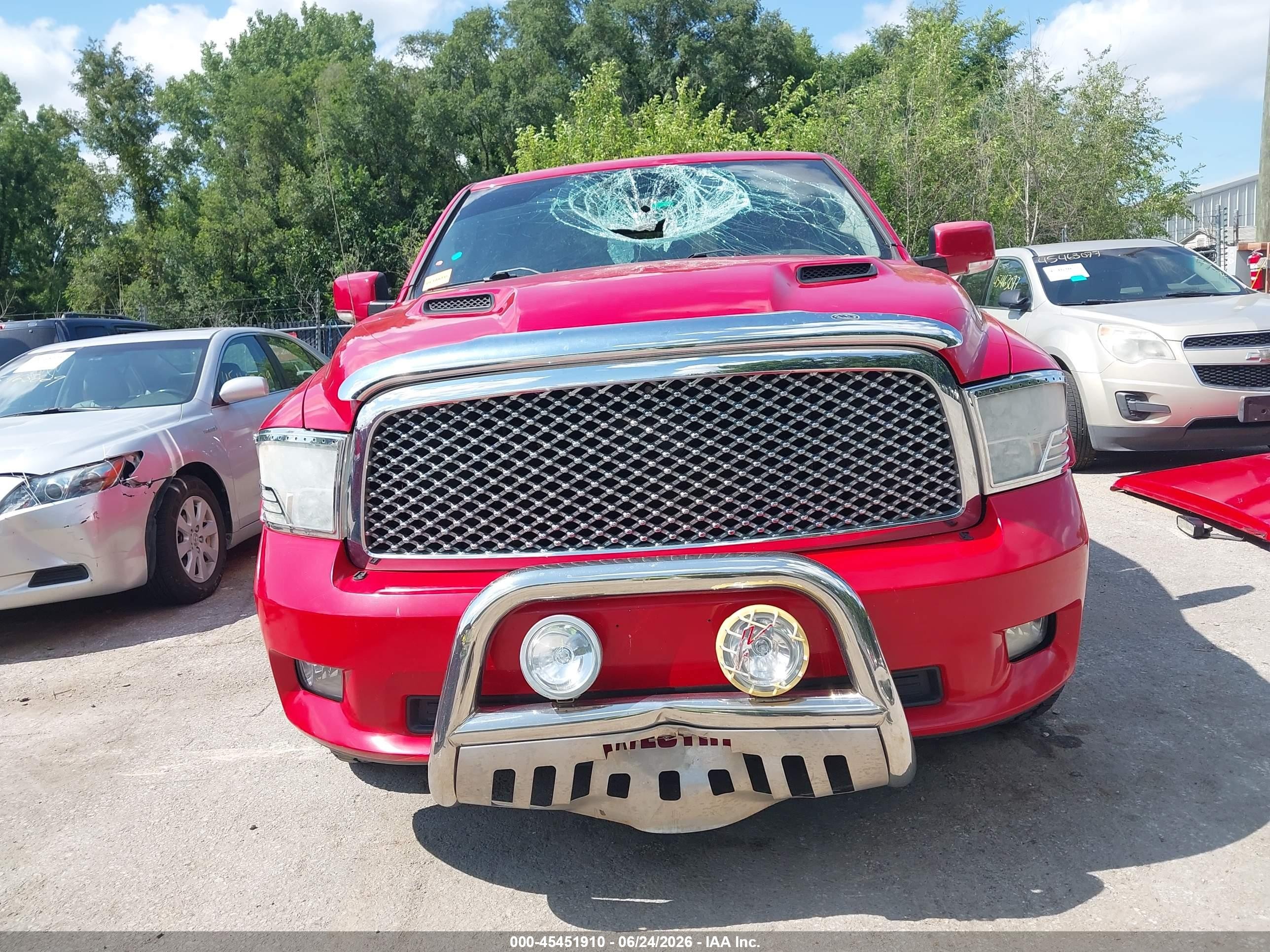 2011 Ram Ram 1500 Sport Красный vin: 1D7RB1CT4BS614866
