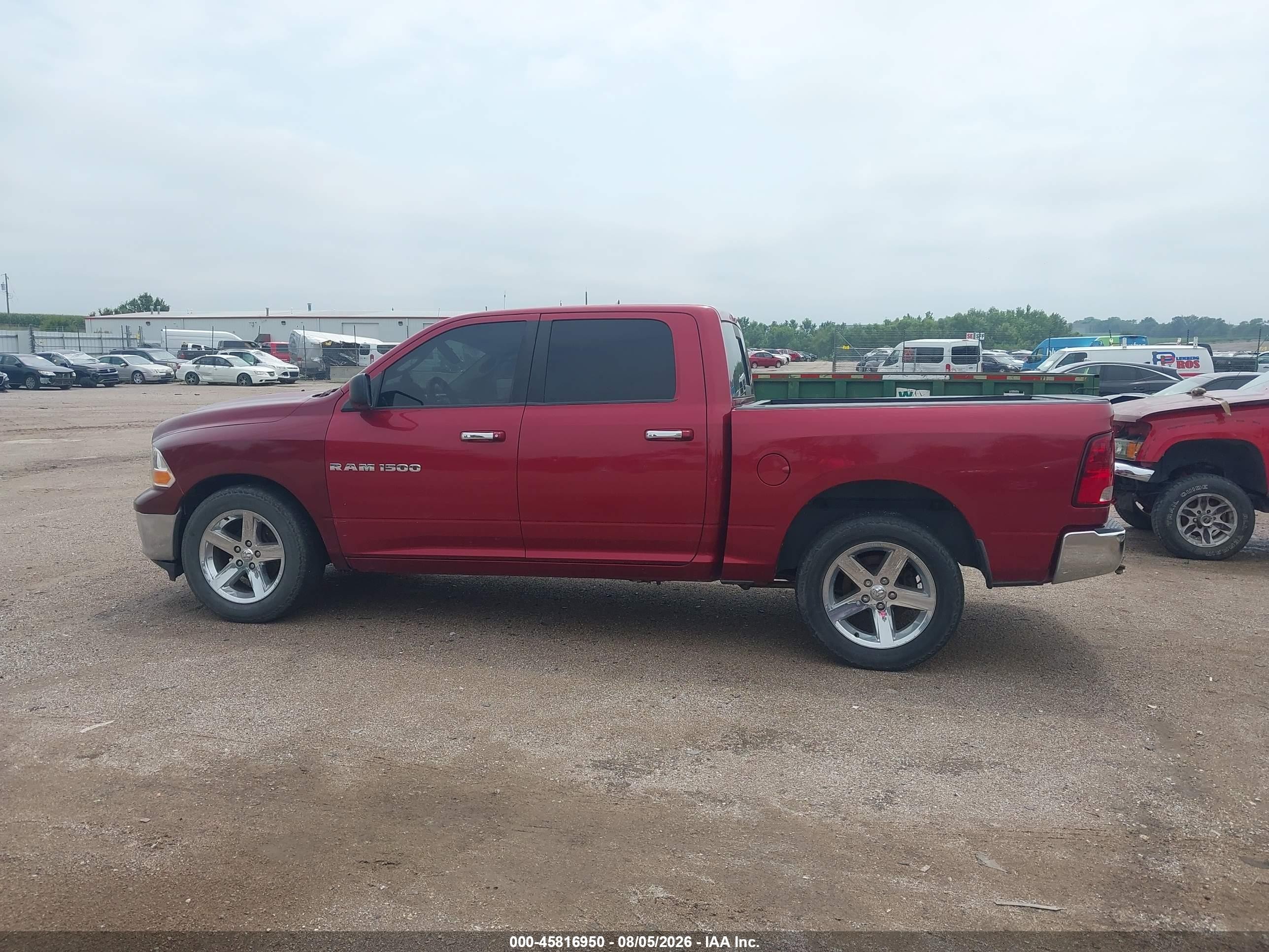 2011 Ram Ram 1500 Slt Красный vin: 1D7RB1CT4BS615337
