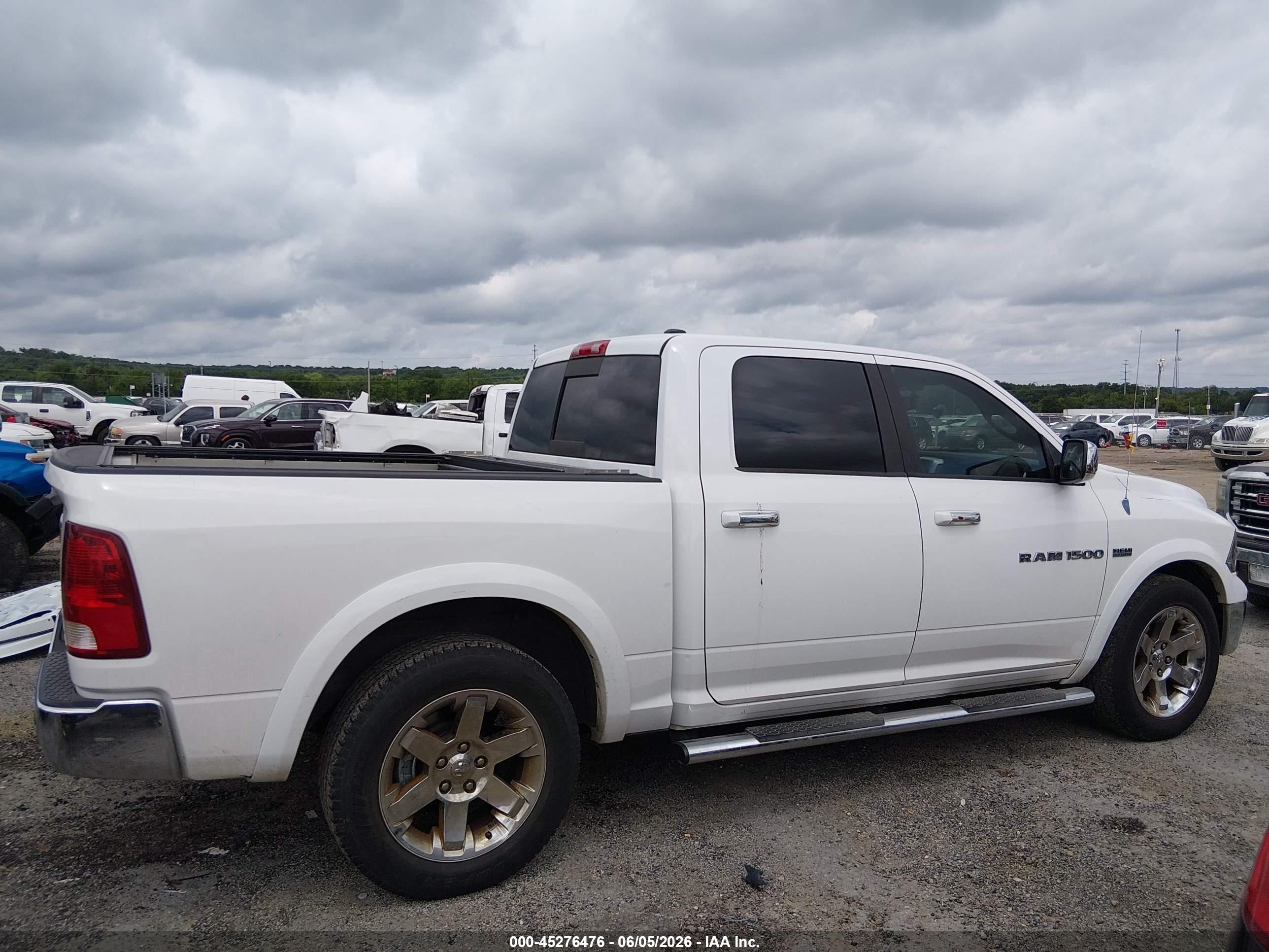2011 Ram Ram 1500 Laramie White vin: 1D7RB1CT4BS628265