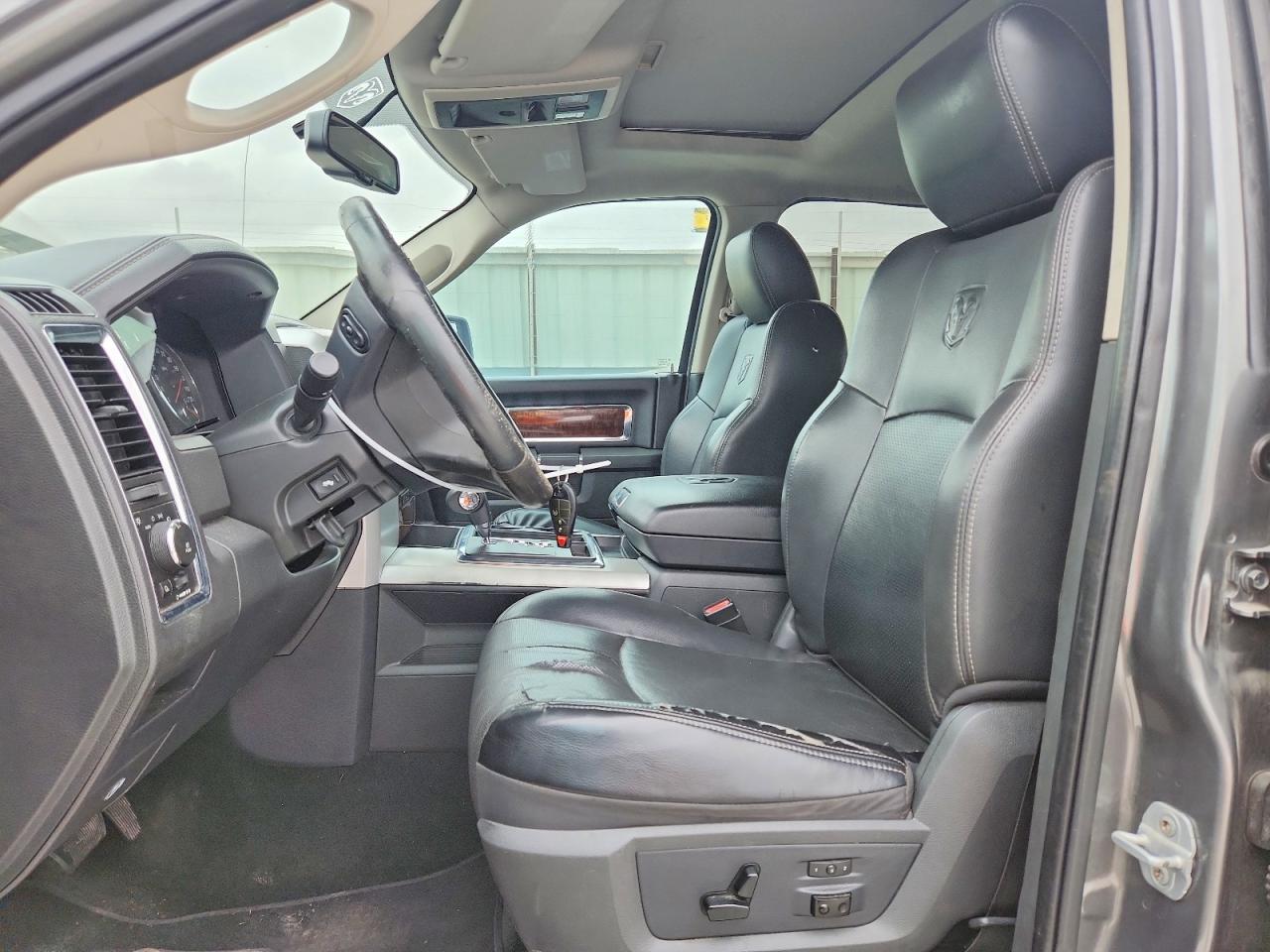 2011 Dodge Ram 1500 Gray vin: 1D7RB1CT4BS669530