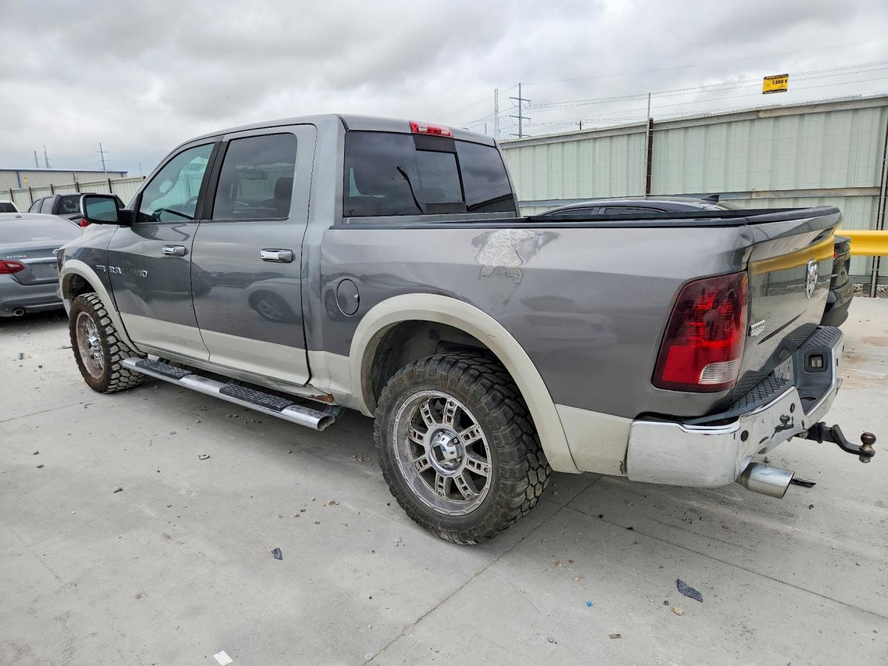2011 Dodge Ram 1500 Gray vin: 1D7RB1CT4BS669530