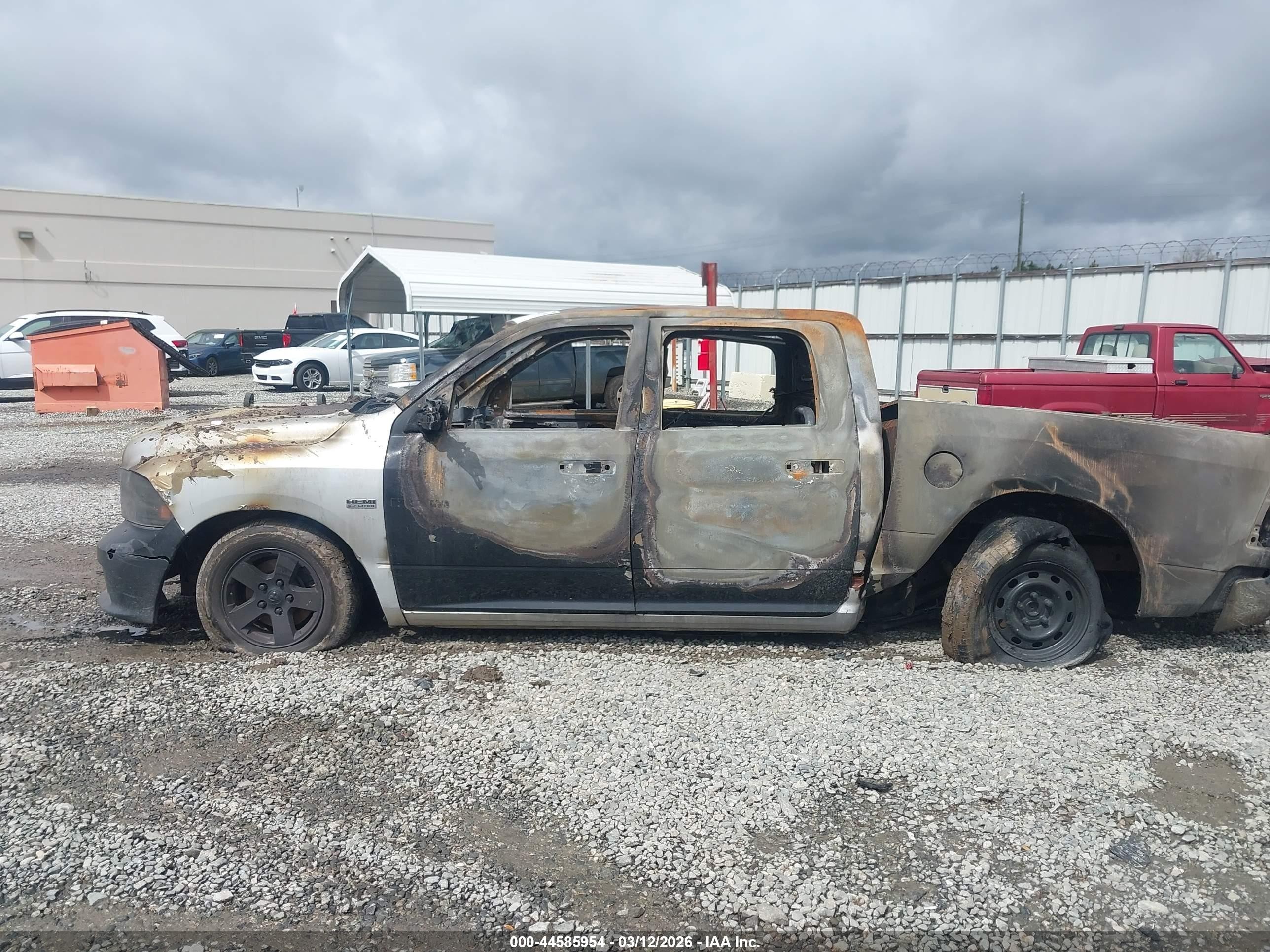 2011 Ram Ram 1500 Slt Черный vin: 1D7RB1CT5BS573485