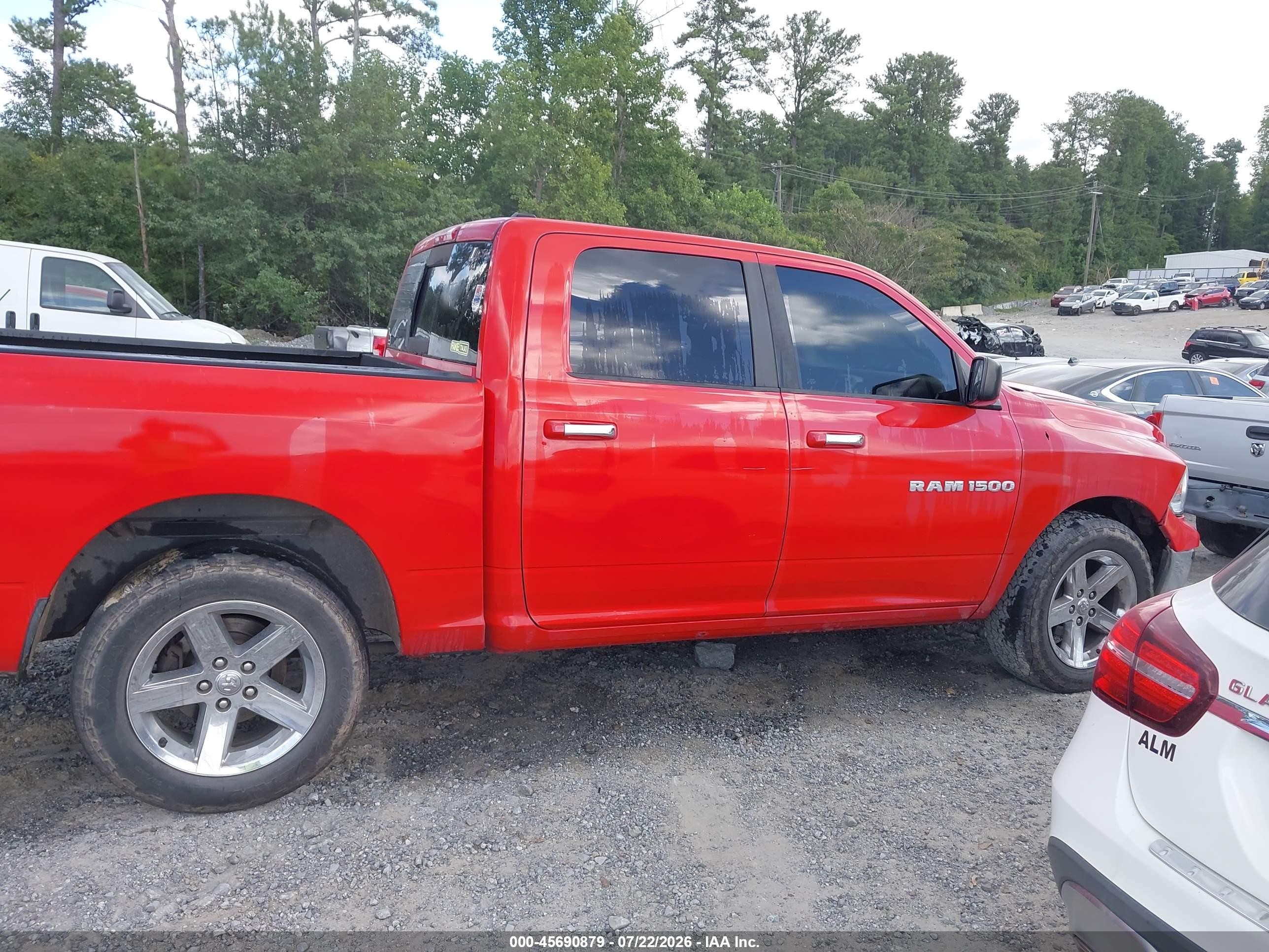 2011 Ram Ram 1500 Slt Red vin: 1D7RB1CT5BS657919