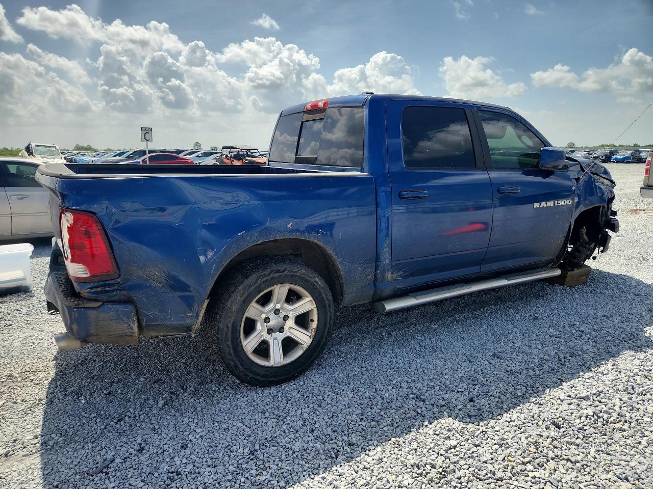 2011 Dodge Ram 1500 Синий vin: 1D7RB1CT6BS515580