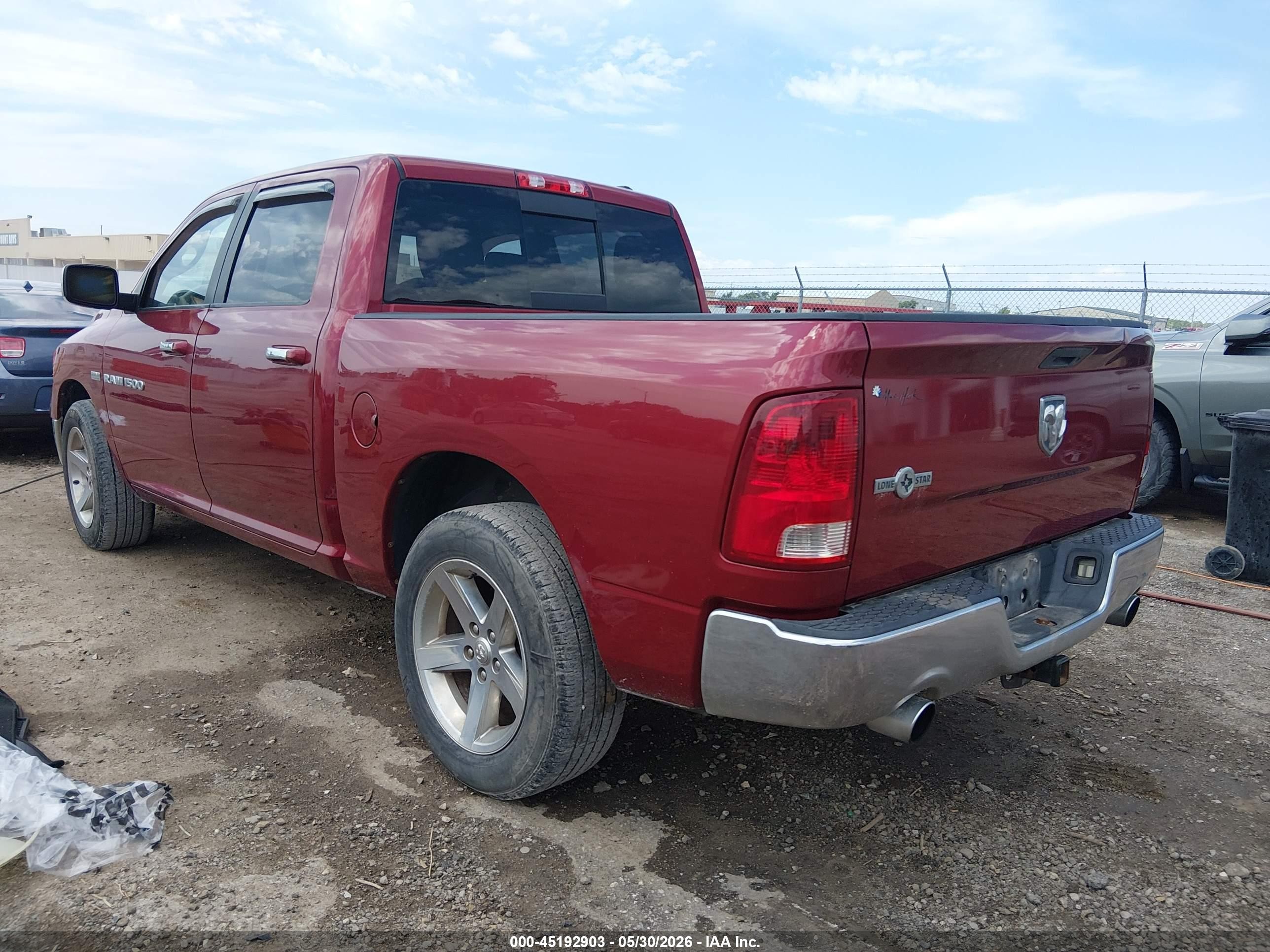 2011 Ram Ram 1500 Slt Красный vin: 1D7RB1CT6BS541676