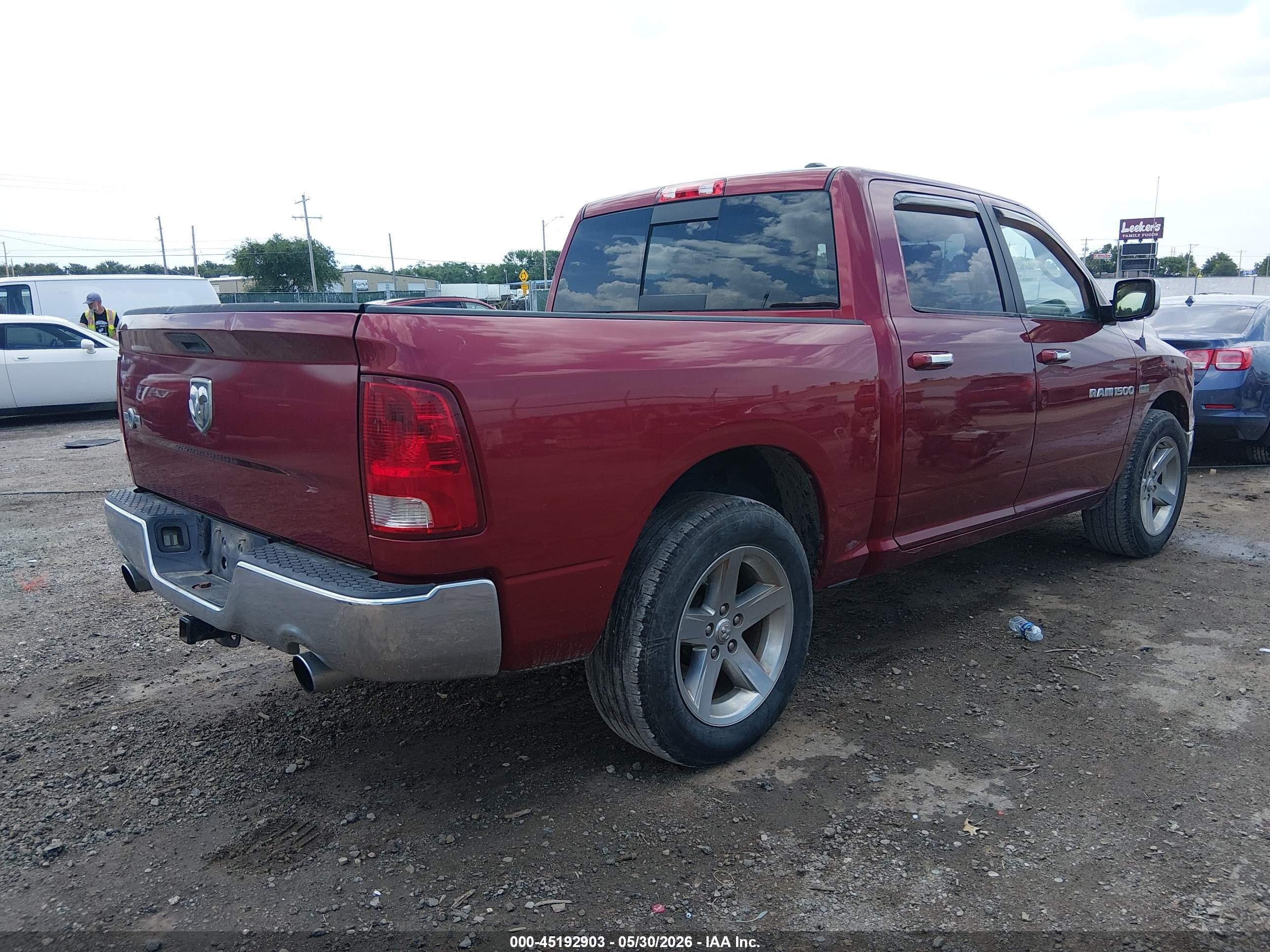 2011 Ram Ram 1500 Slt Красный vin: 1D7RB1CT6BS541676