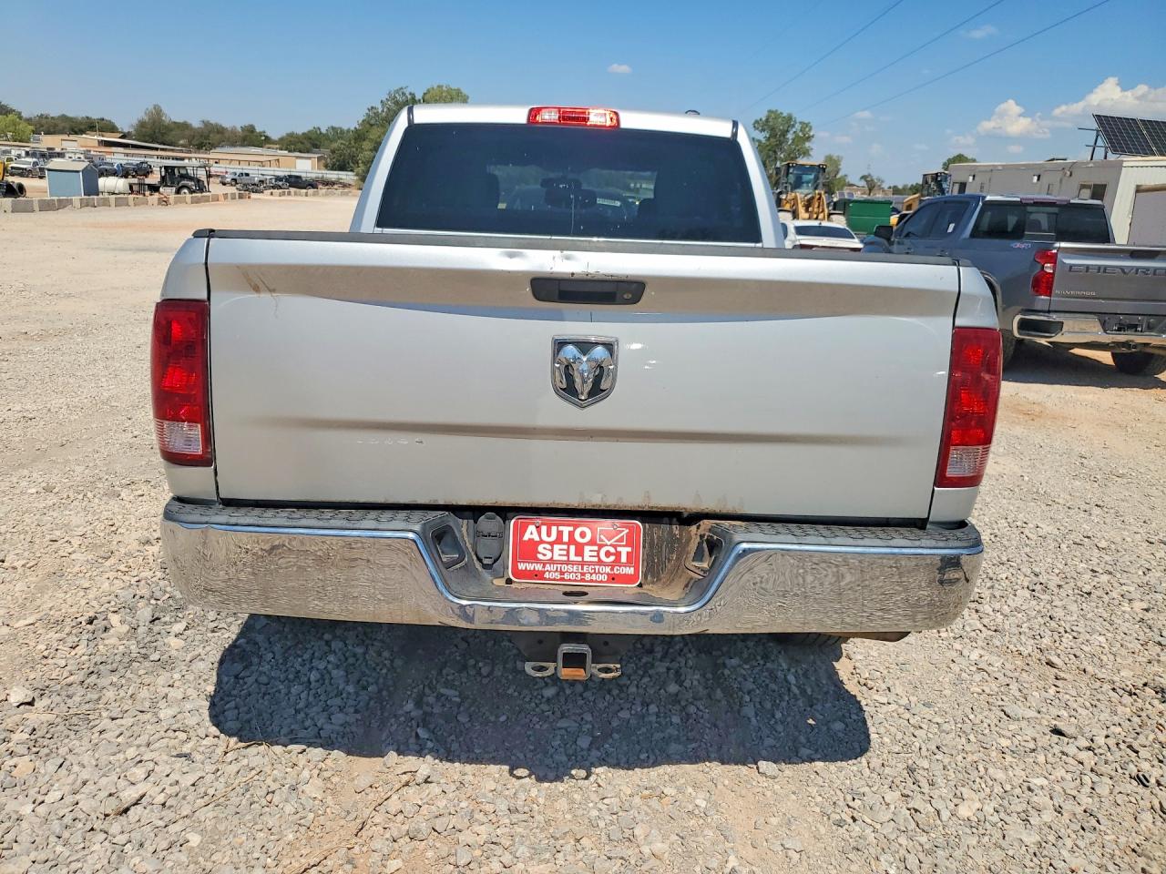 2011 Dodge Ram 1500 Серебряный vin: 1D7RB1CT6BS573964