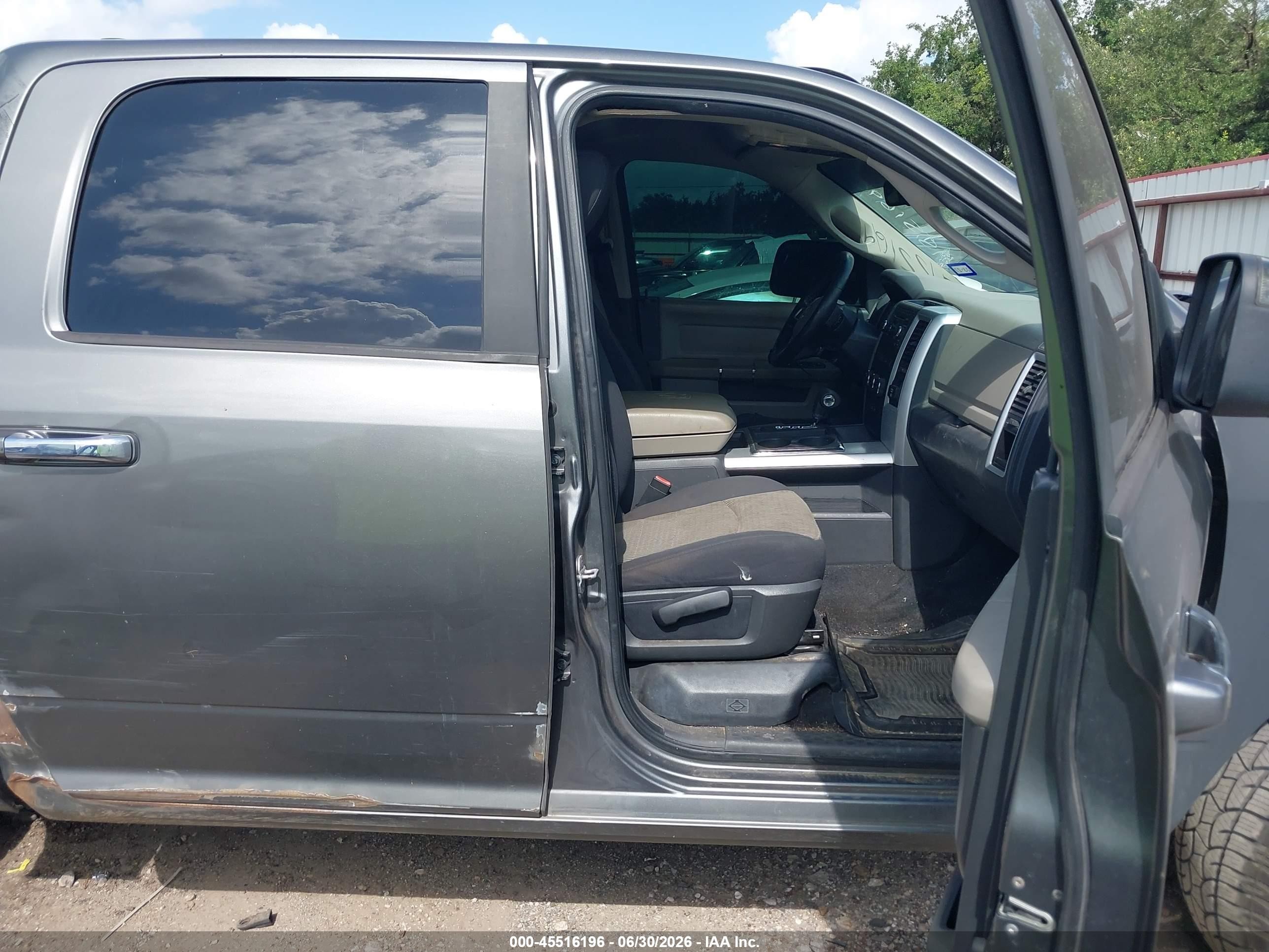 2011 Ram Ram 1500 Slt Gray vin: 1D7RB1CT6BS574032