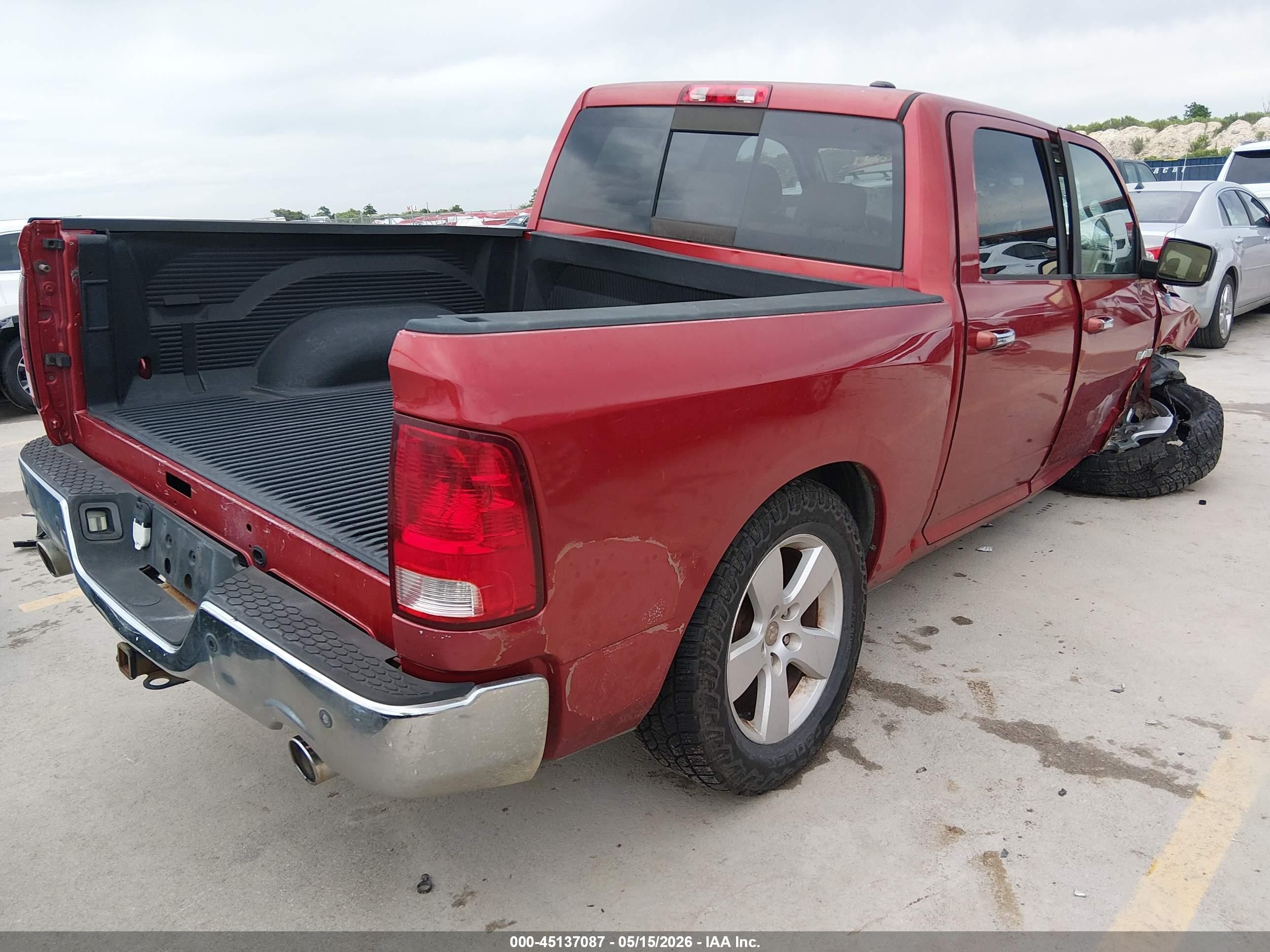 2010 Dodge Ram 1500 Slt/sport/trx Red vin: 1D7RB1CT7AS126218