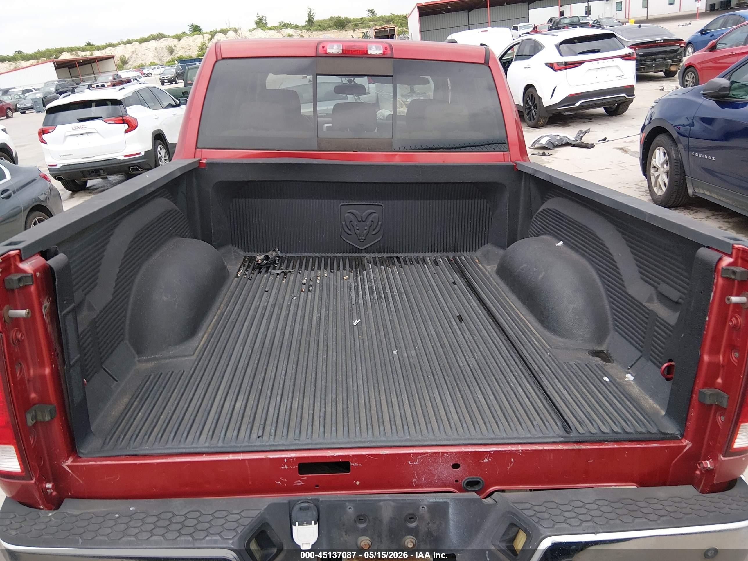 2010 Dodge Ram 1500 Slt/sport/trx Red vin: 1D7RB1CT7AS126218