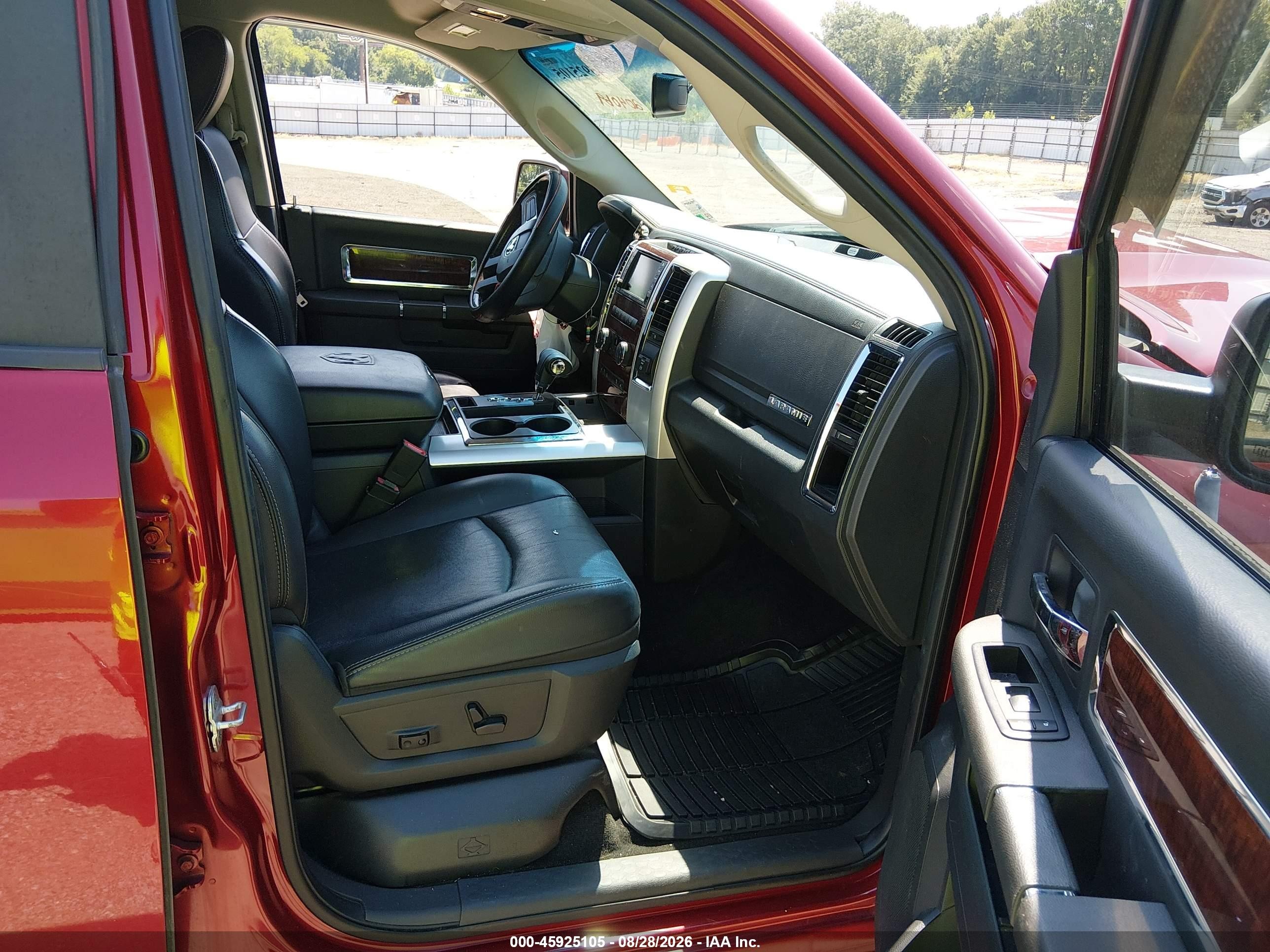 2010 Dodge Ram 1500 Laramie Red vin: 1D7RB1CT8AS242074