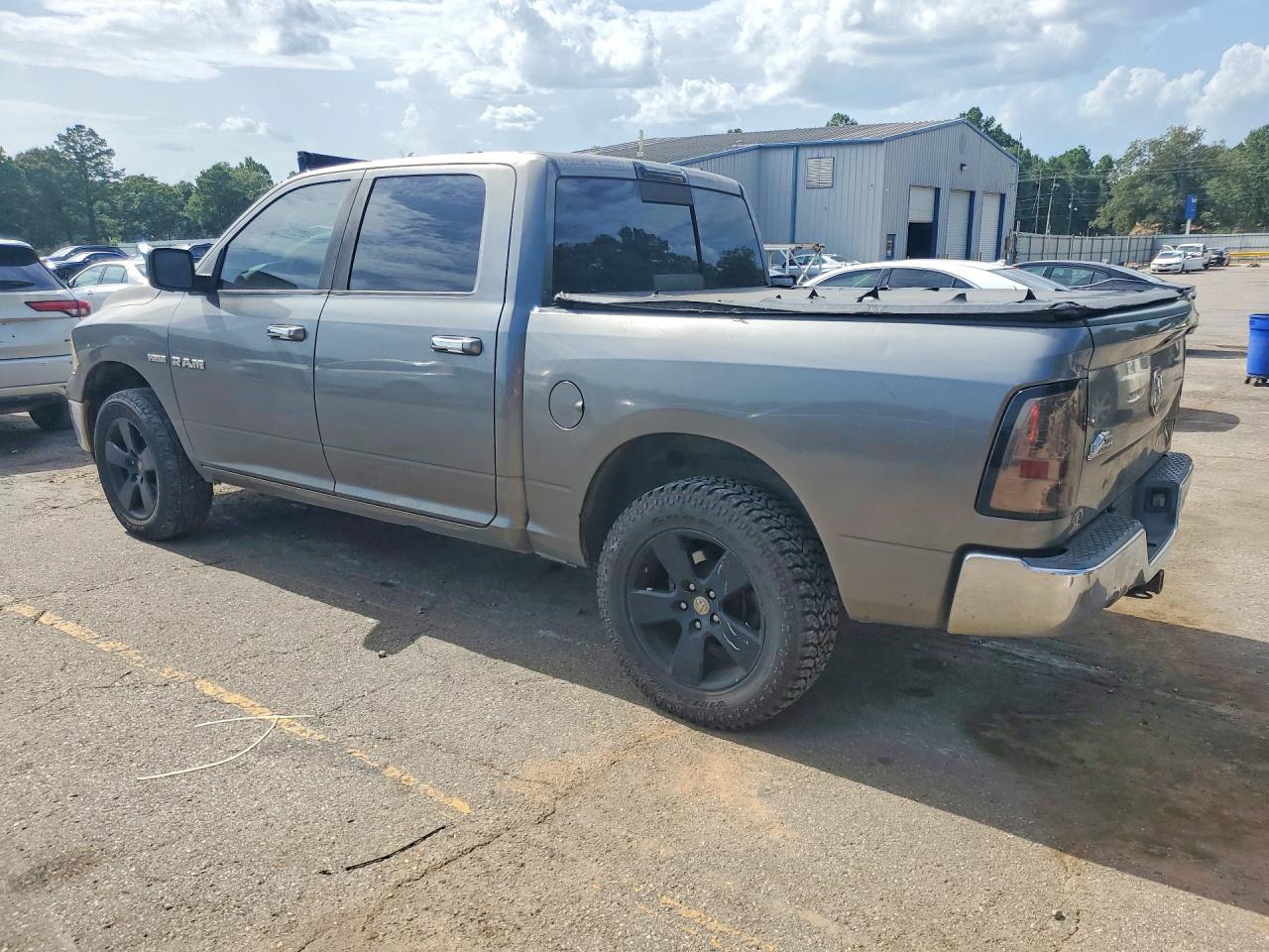 2010 Dodge Ram 1500 Gray vin: 1D7RB1CT9AS100302