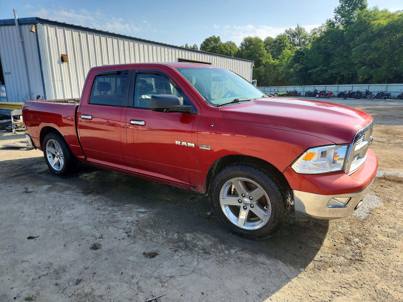 2010 Dodge Ram 1500 Red vin: 1D7RB1CT9AS178434
