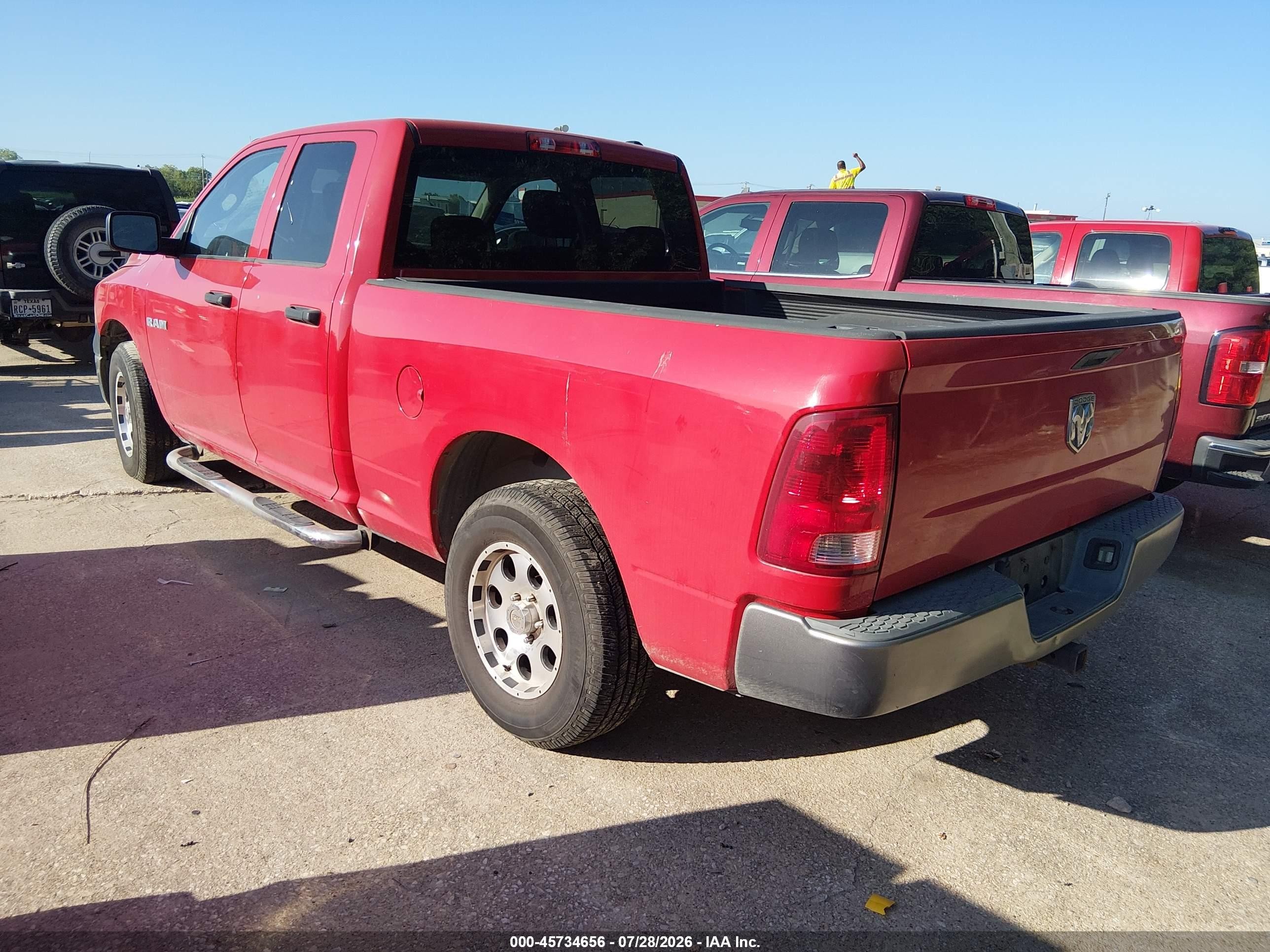 2010 Dodge Ram 1500 St Red vin: 1D7RB1GK0AS138714