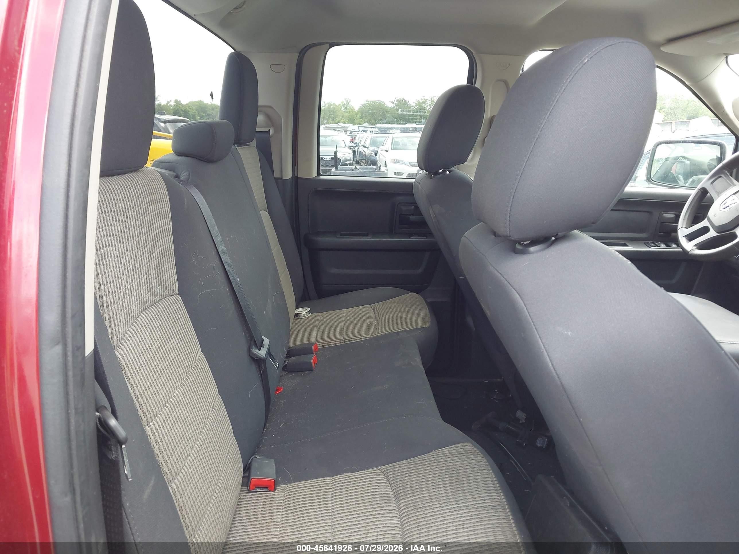 2011 Ram Ram 1500 St Burgundy vin: 1D7RB1GK2BS550263
