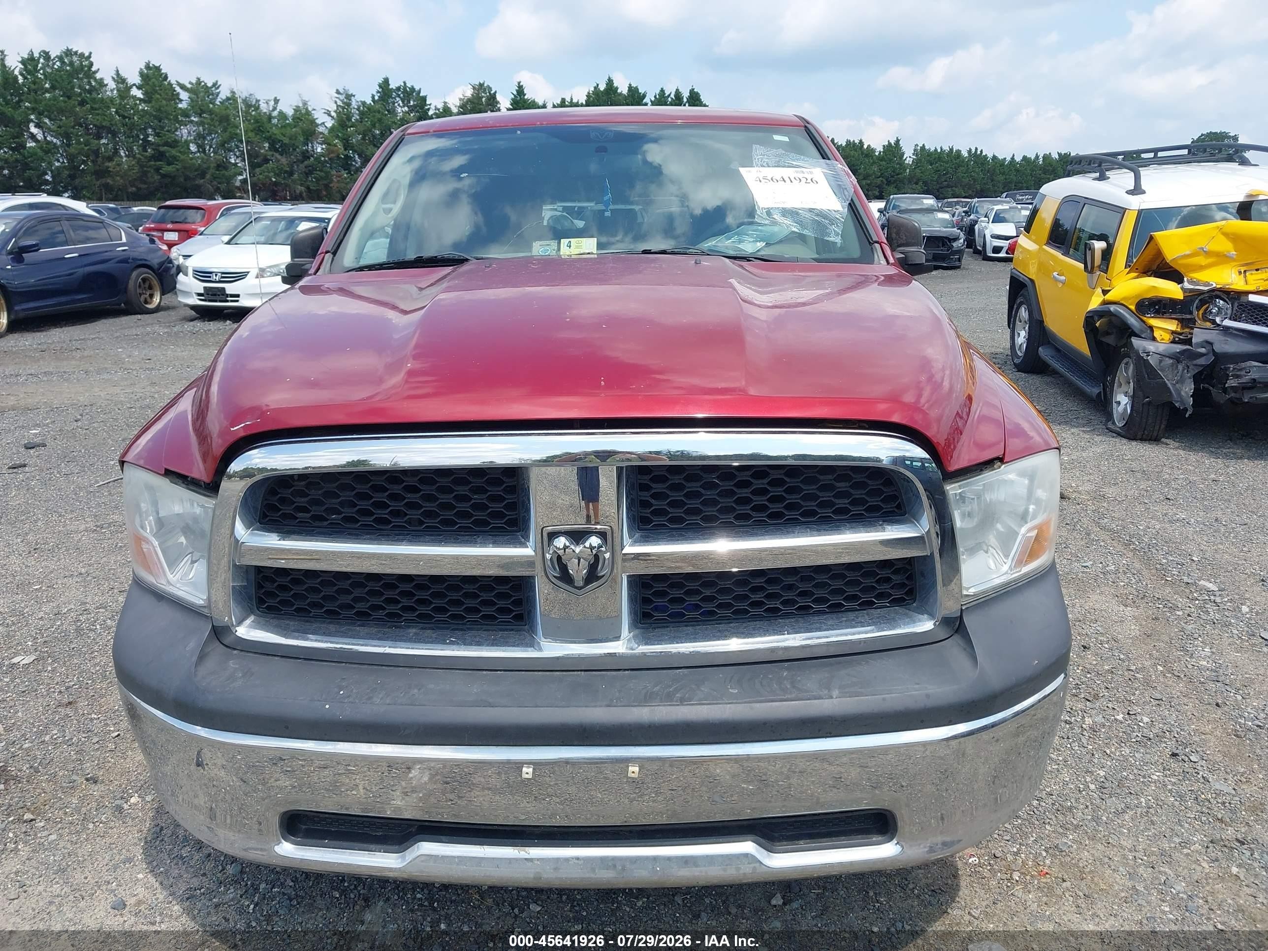 2011 Ram Ram 1500 St Burgundy vin: 1D7RB1GK2BS550263