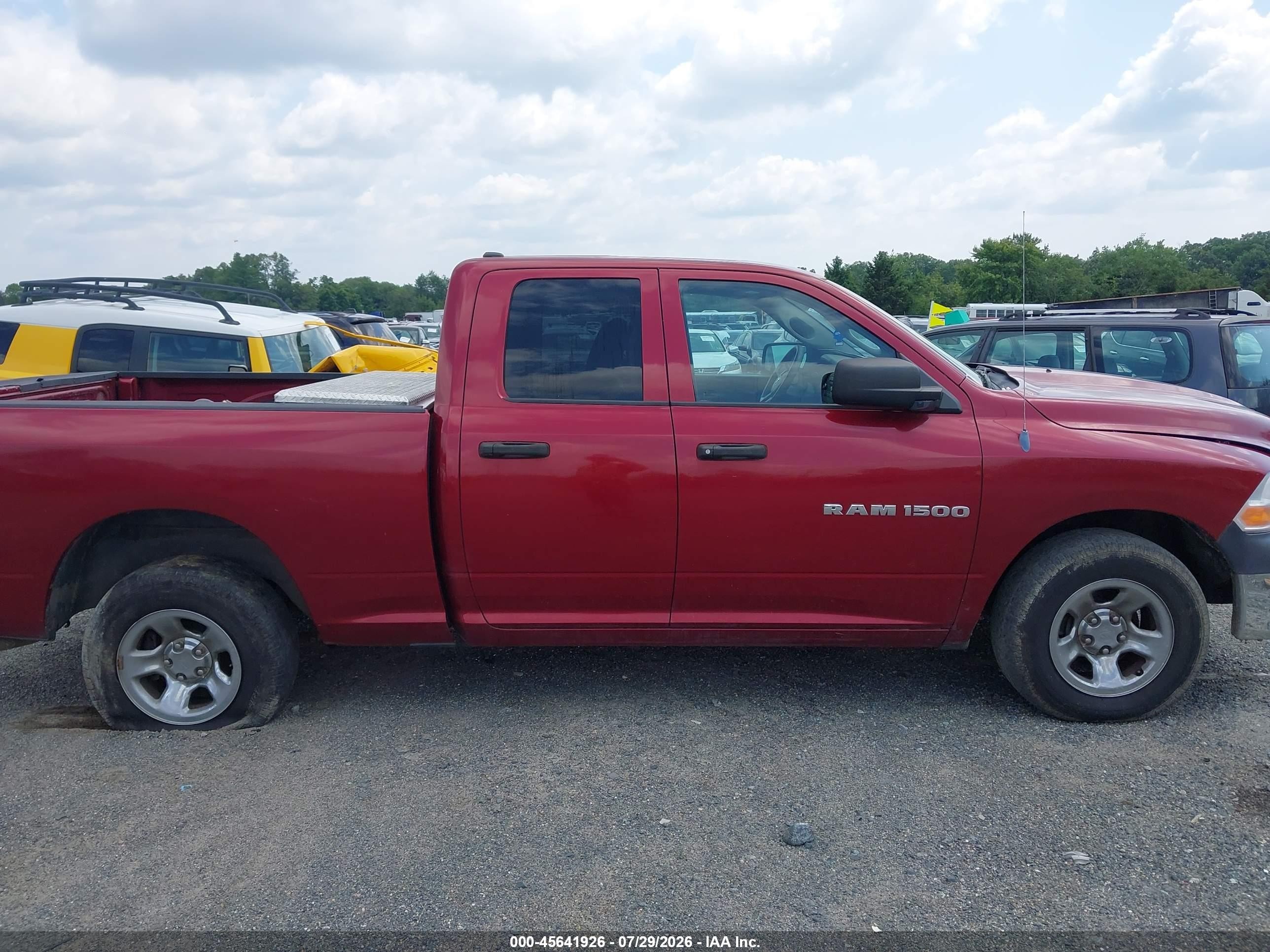 2011 Ram Ram 1500 St Burgundy vin: 1D7RB1GK2BS550263
