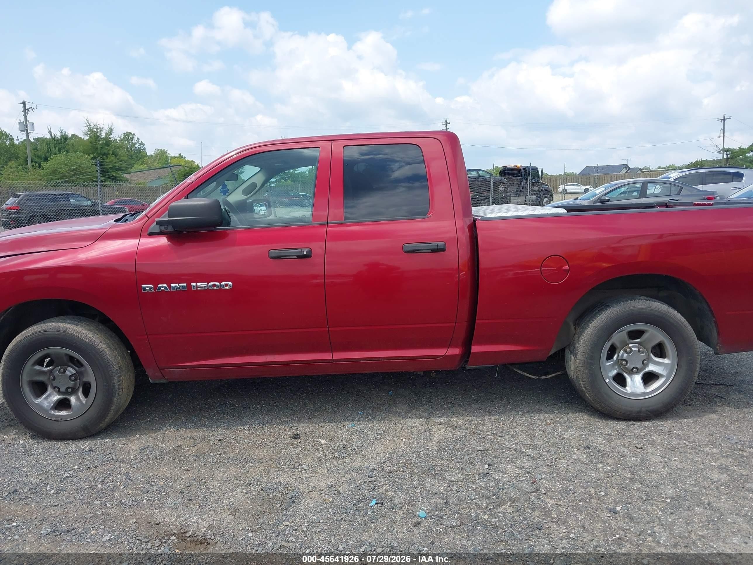 2011 Ram Ram 1500 St Burgundy vin: 1D7RB1GK2BS550263
