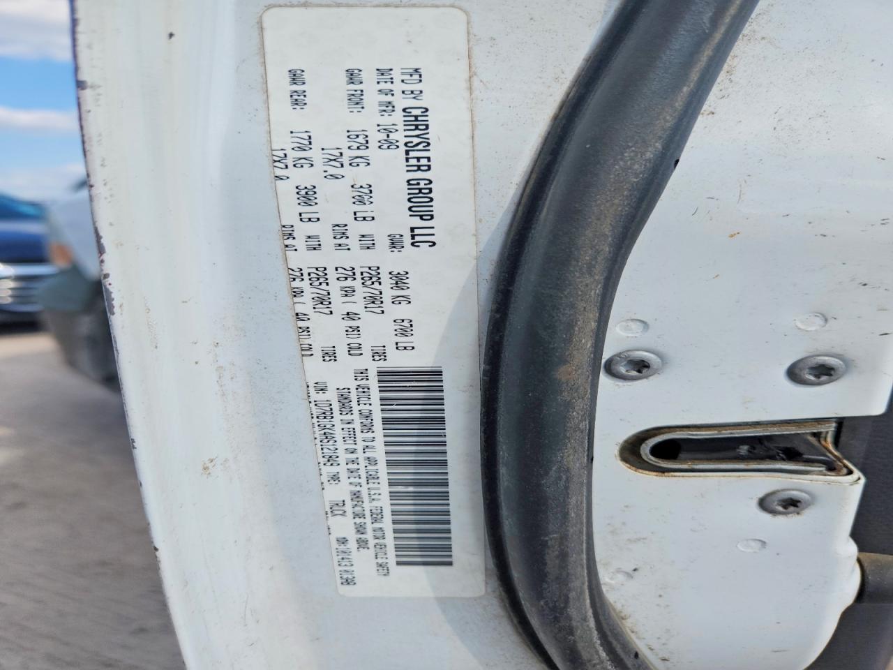 2010 Dodge Ram 1500 White vin: 1D7RB1GK4AS121849