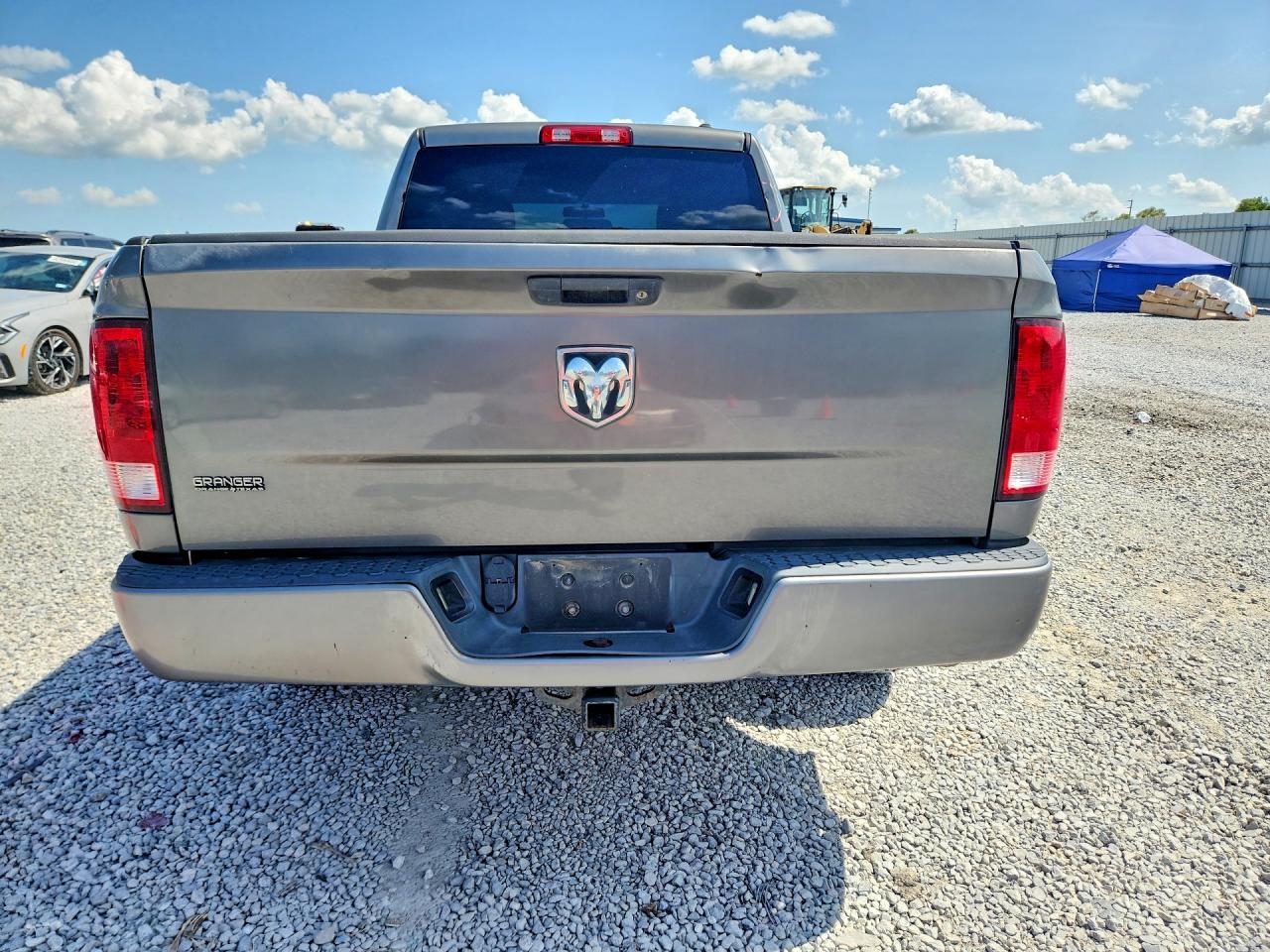 2011 Dodge Ram 1500 Серый vin: 1D7RB1GK8BS601457