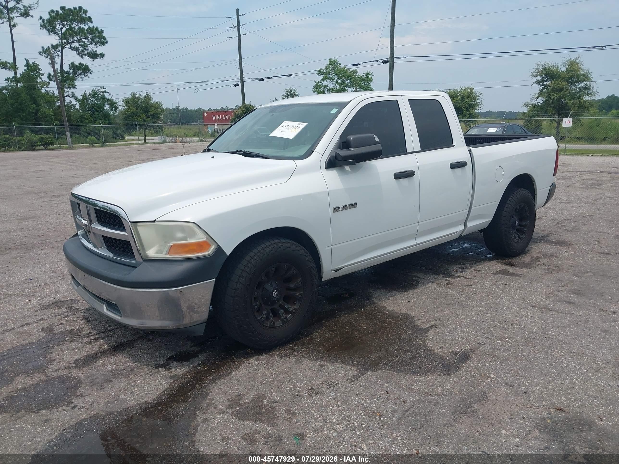 2010 Dodge Ram 1500 St Белый vin: 1D7RB1GP0AS160353