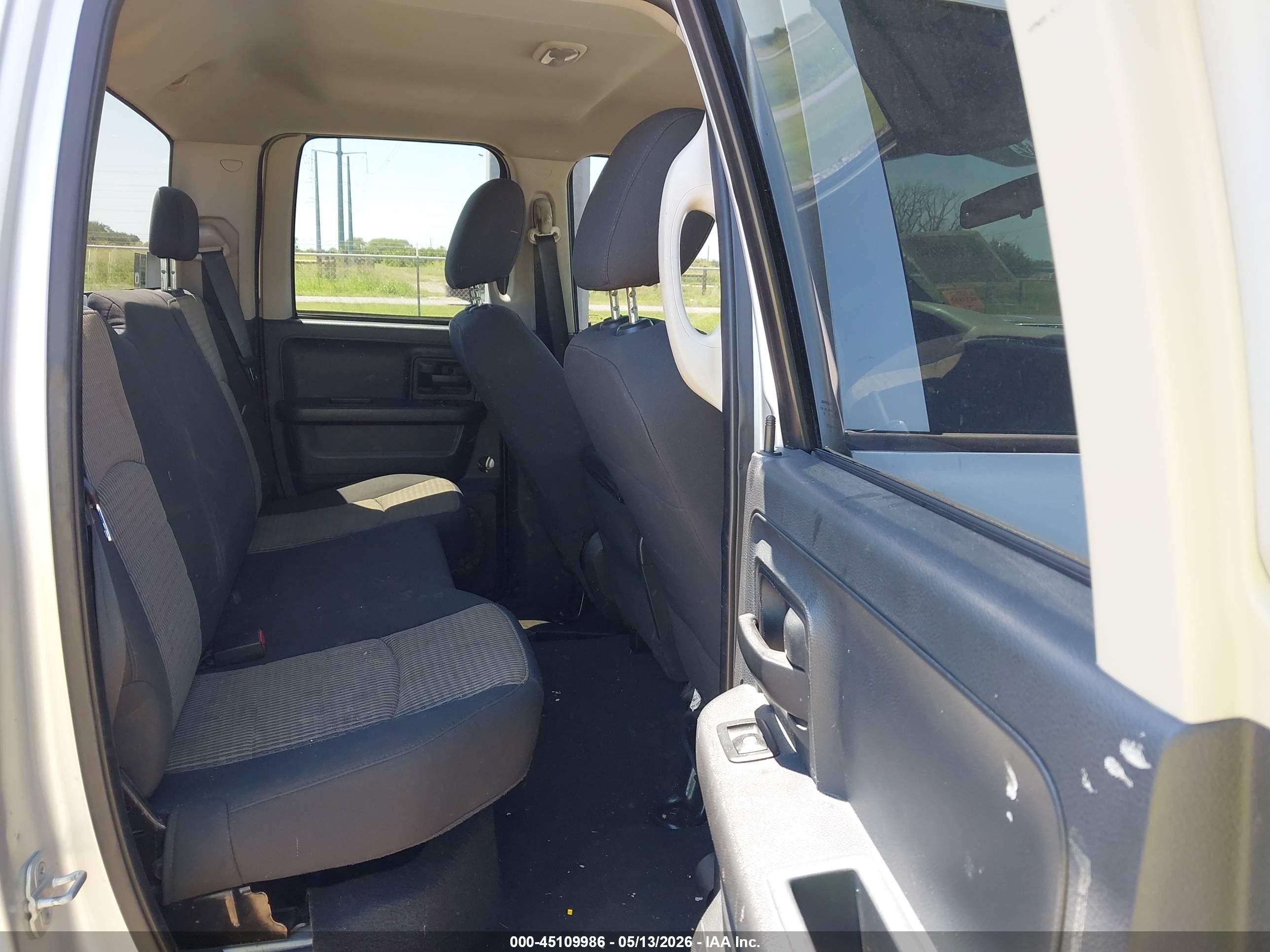 2010 Dodge Ram 1500 St Silver vin: 1D7RB1GP0AS213570