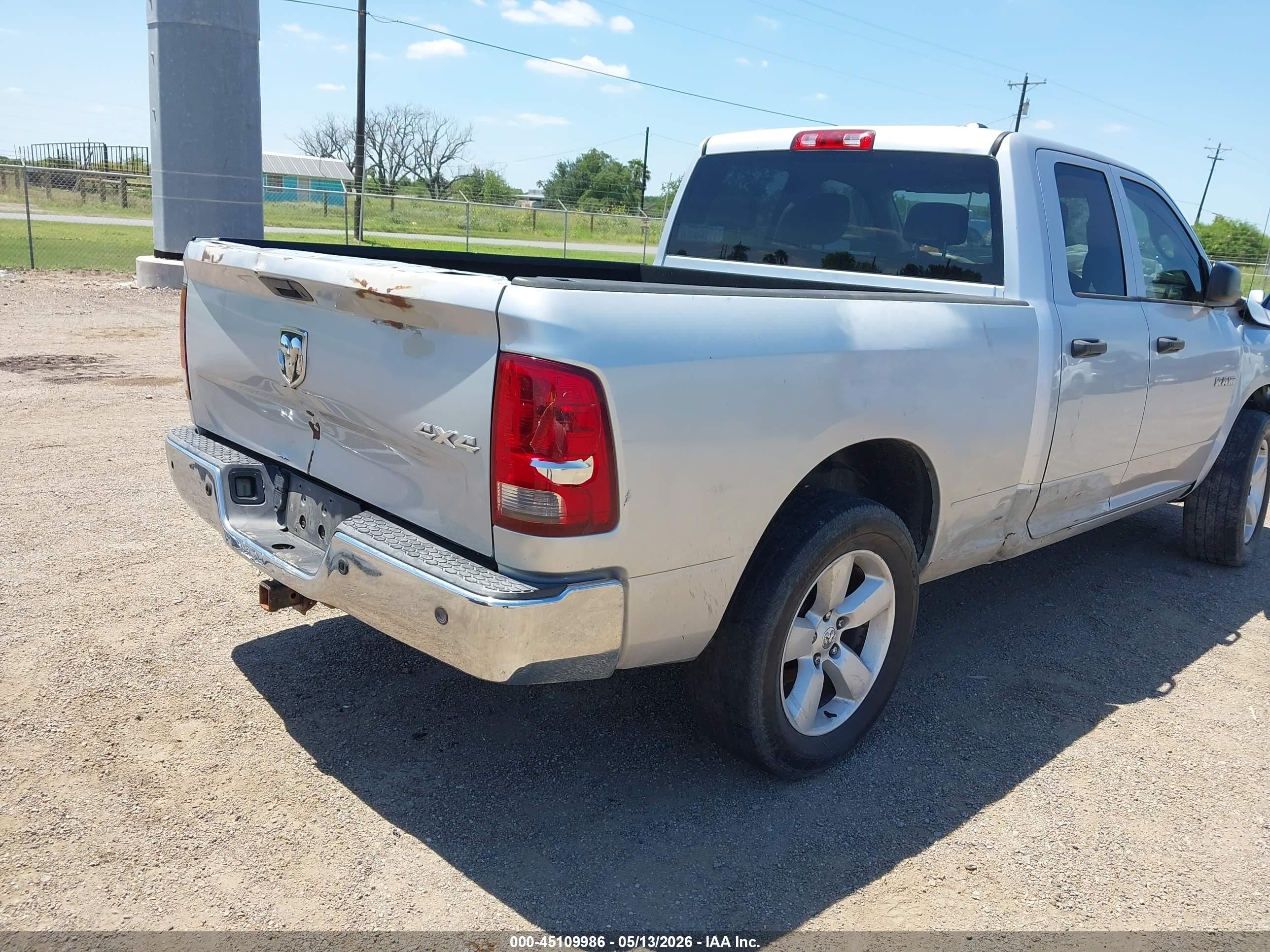 2010 Dodge Ram 1500 St Silver vin: 1D7RB1GP0AS213570