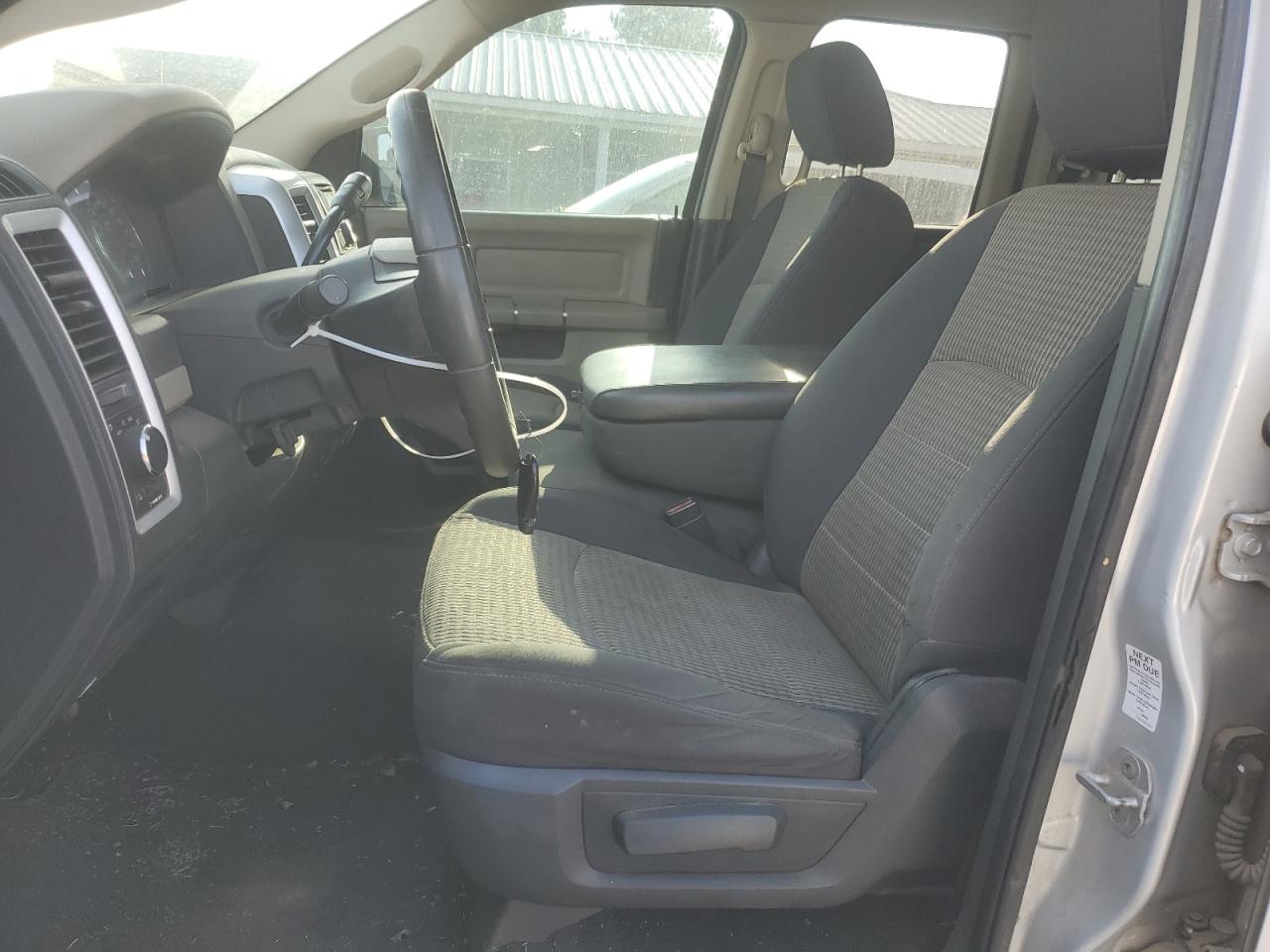 2011 Dodge Ram 1500 Серебряный vin: 1D7RB1GP0BS614456