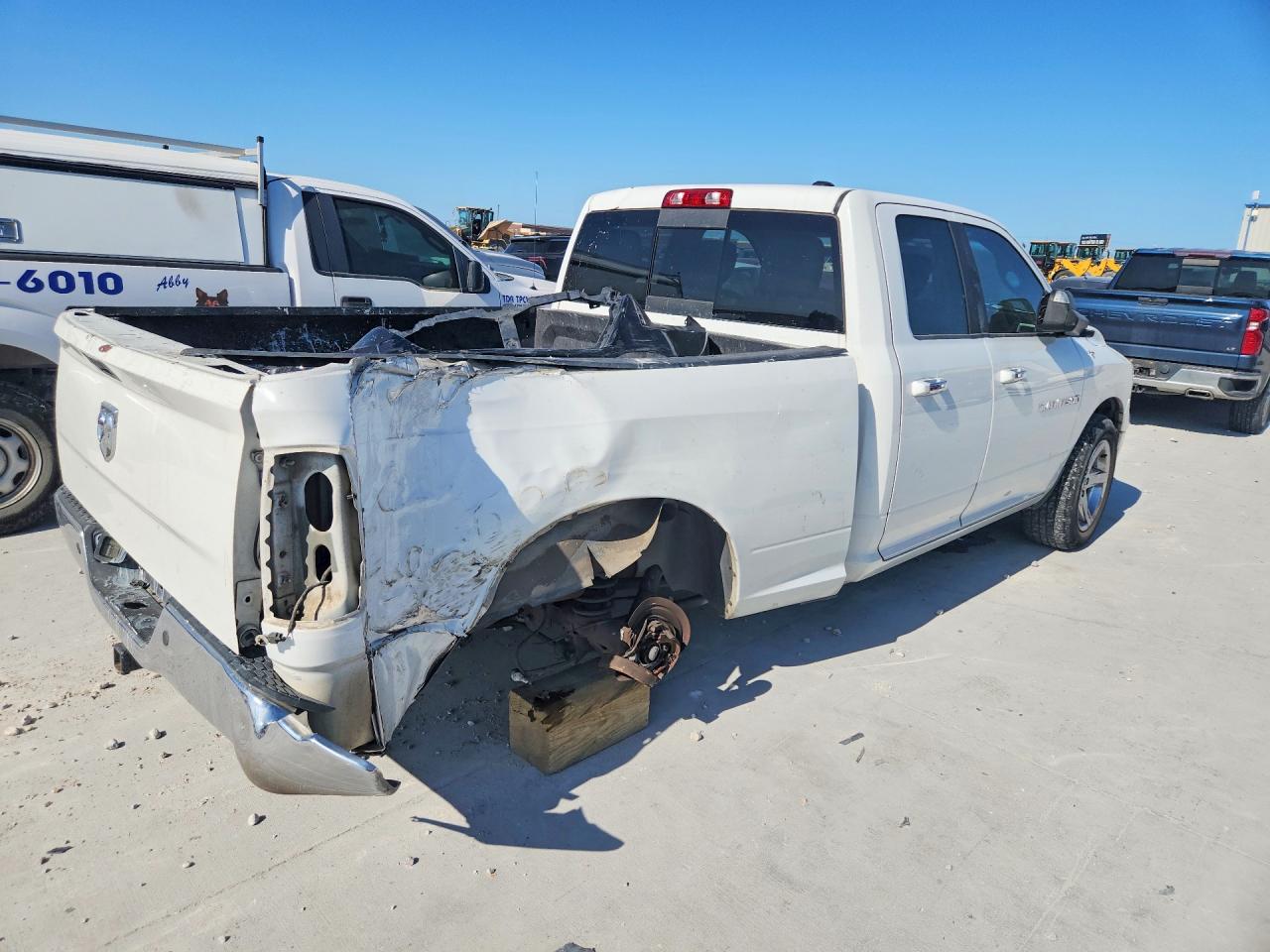 2011 Dodge Ram 1500 White vin: 1D7RB1GP1BS620332