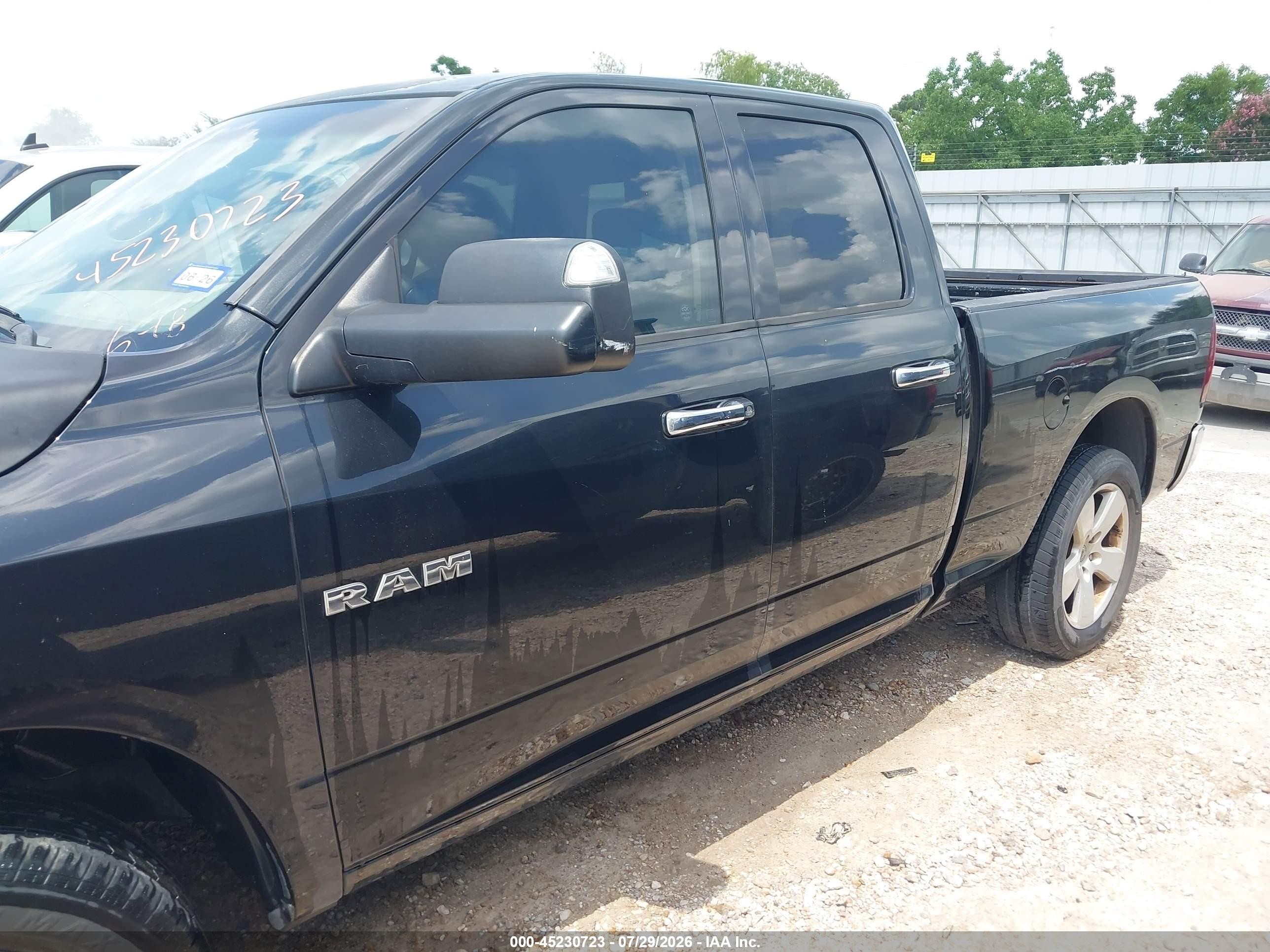 2010 Dodge Ram 1500 Slt/sport/trx Black vin: 1D7RB1GP2AS152349