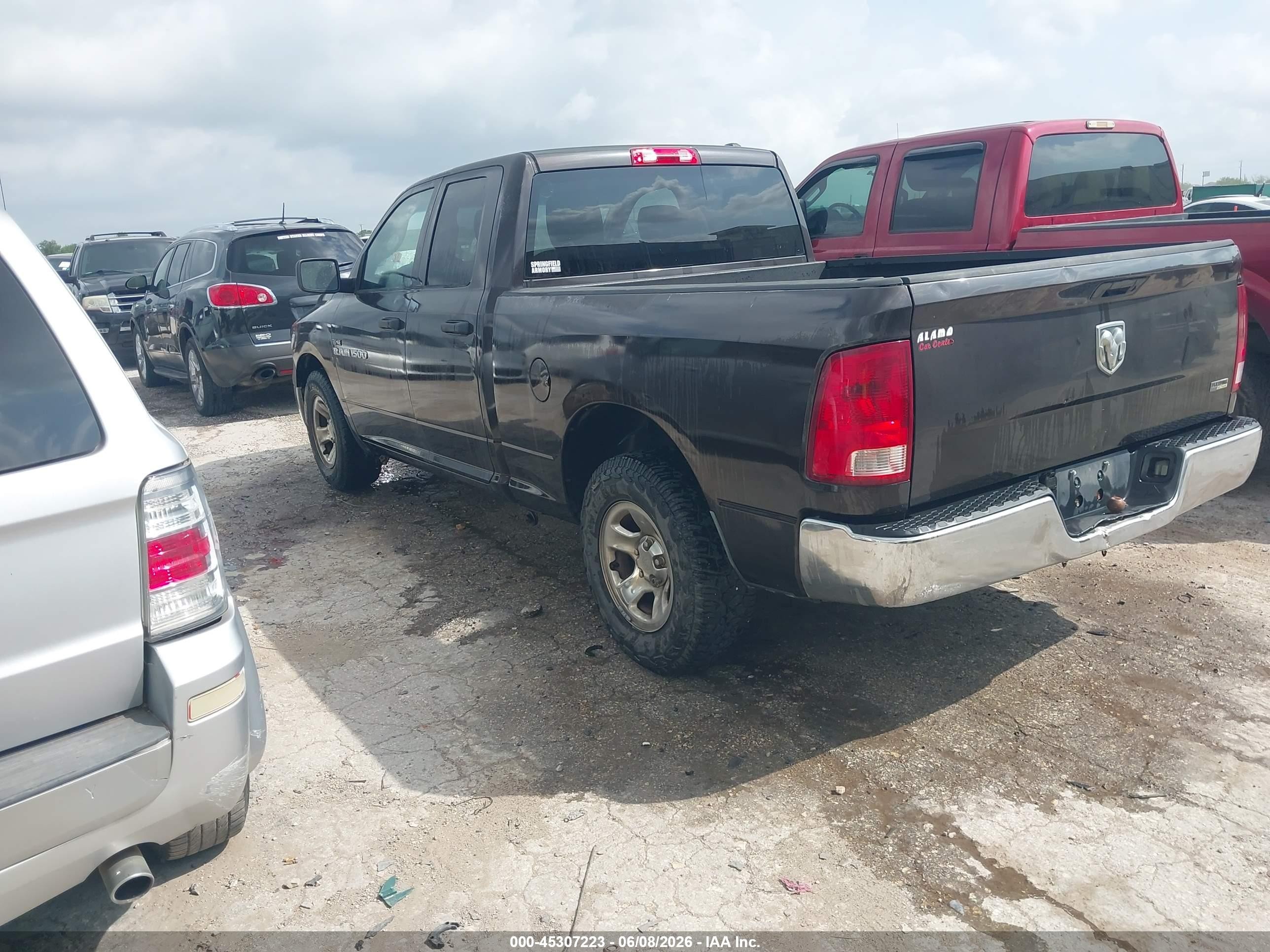 2011 Ram Ram 1500 St Brown vin: 1D7RB1GP2BS584201