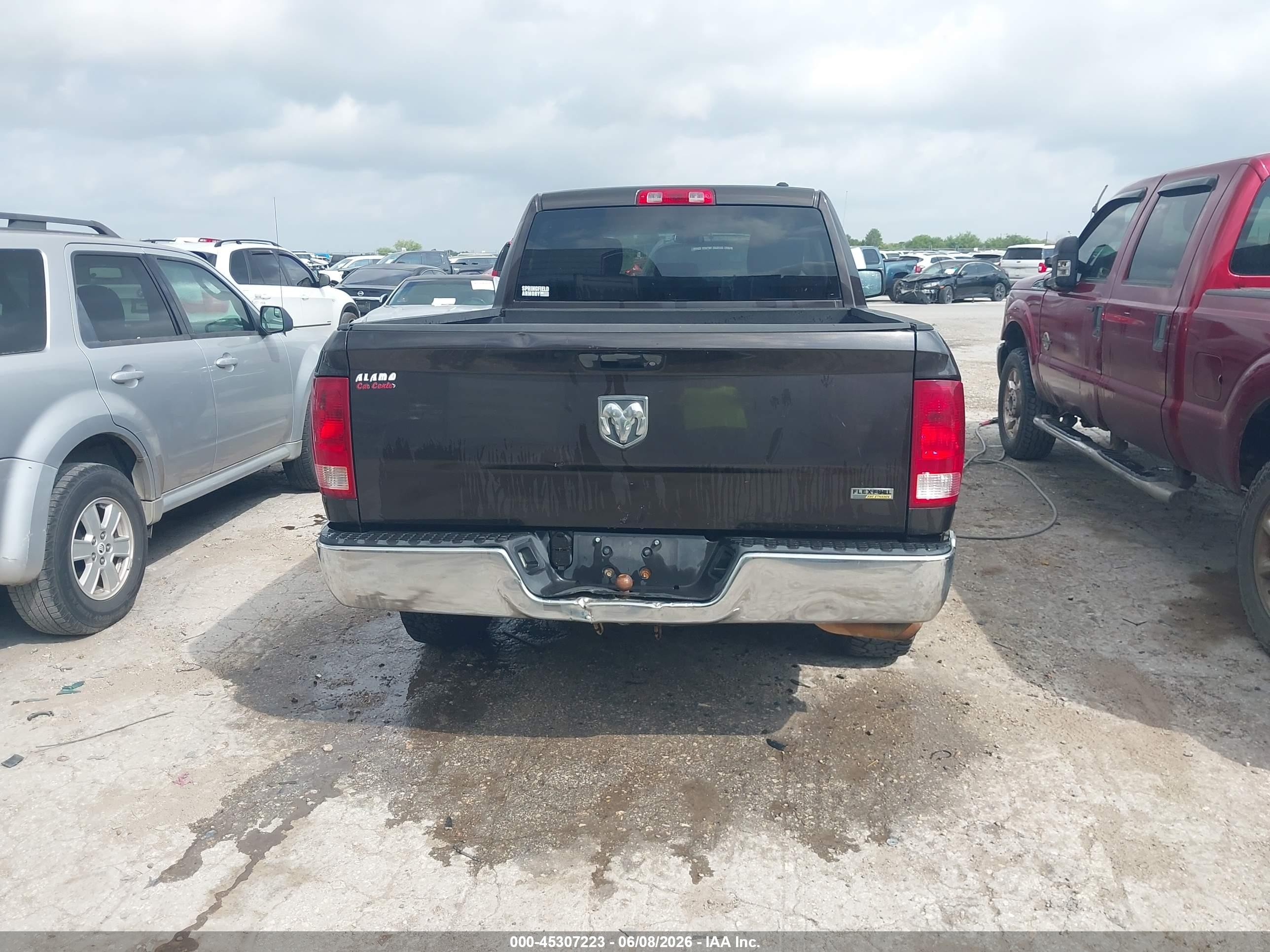 2011 Ram Ram 1500 St Brown vin: 1D7RB1GP2BS584201