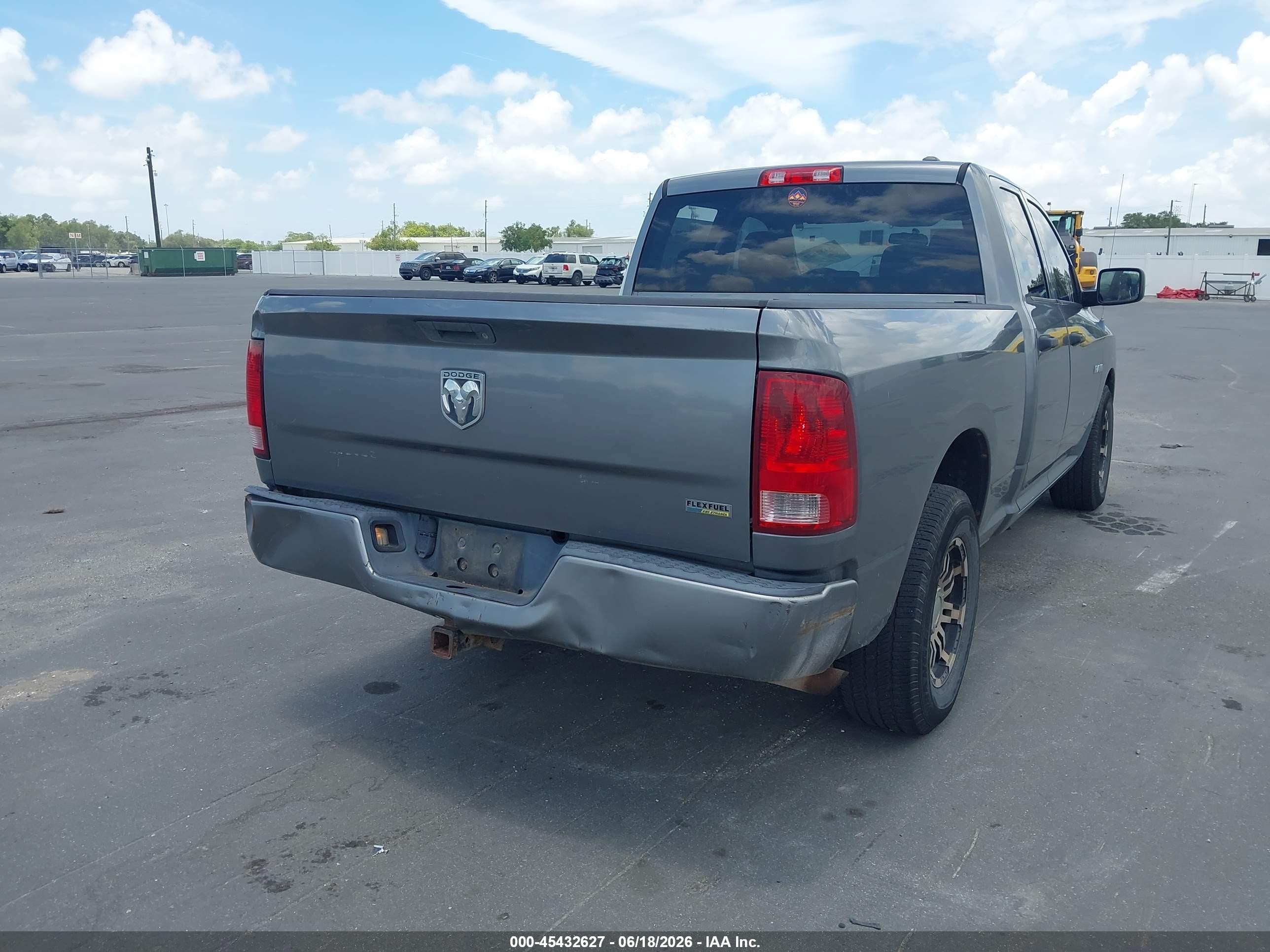 2010 Dodge Ram 1500 St Gray vin: 1D7RB1GP4AS213930