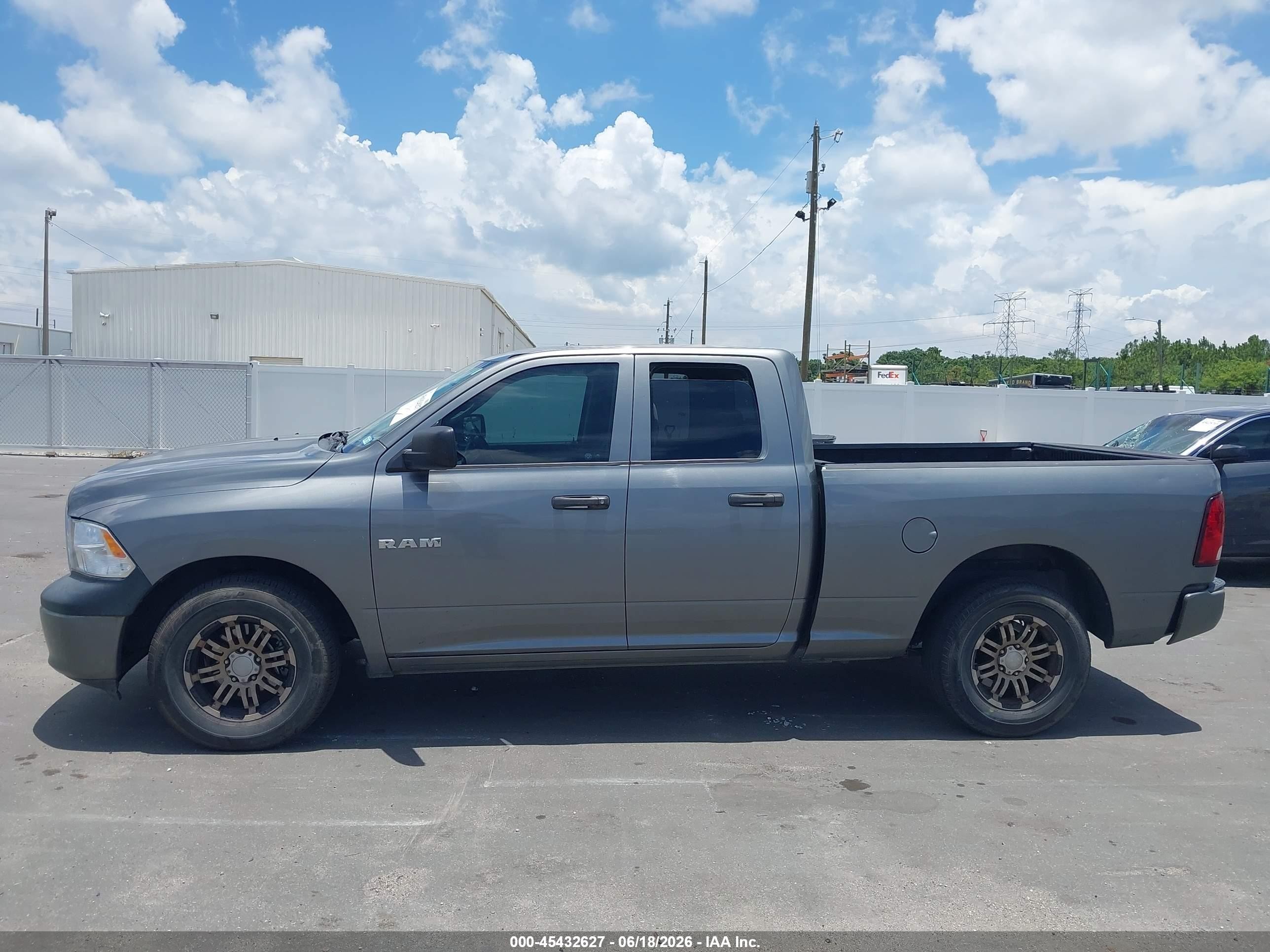 2010 Dodge Ram 1500 St Gray vin: 1D7RB1GP4AS213930