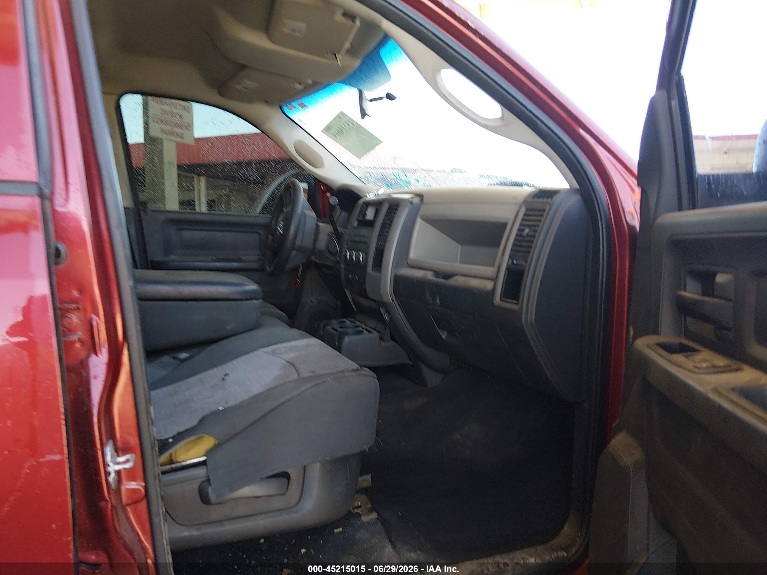 2011 Ram Ram 1500 St Burgundy vin: 1D7RB1GP4BS615481