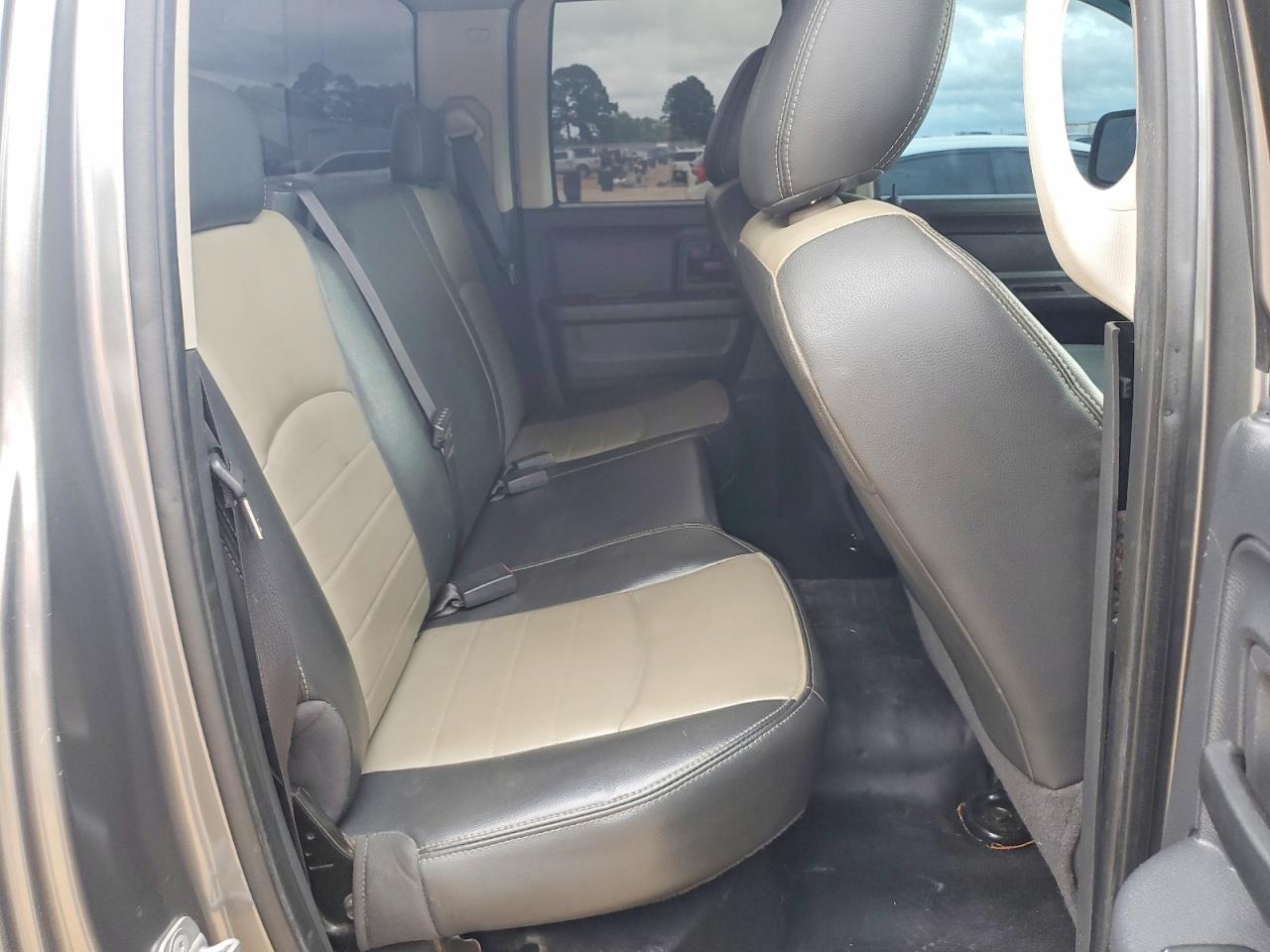 2010 Ram 1500 Gray vin: 1D7RB1GP5AS118468