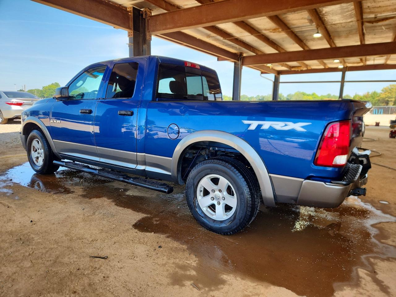 2010 Dodge Ram 1500 Blue vin: 1D7RB1GP5AS204170
